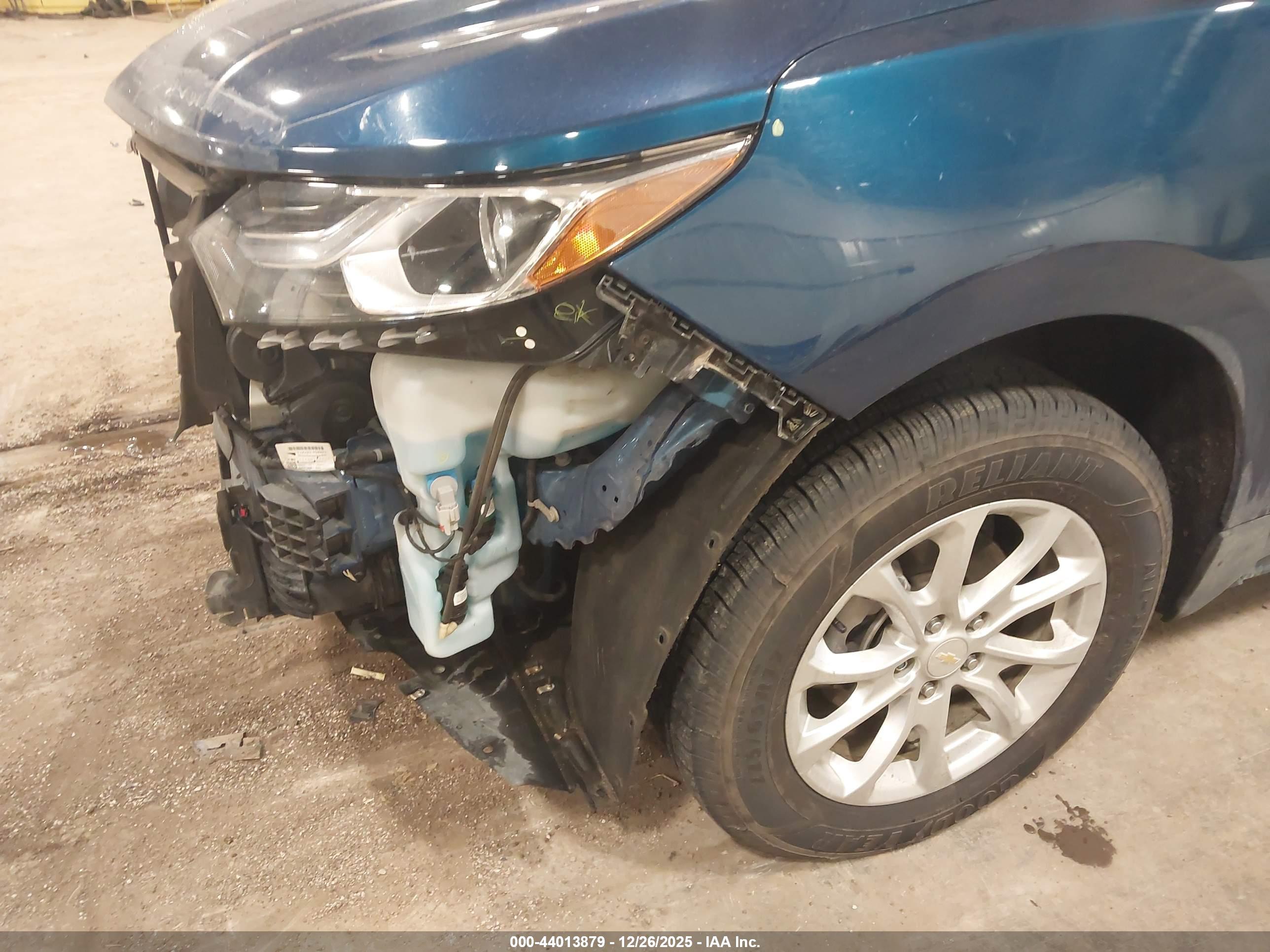 CHEVROLET EQUINOX image 6
