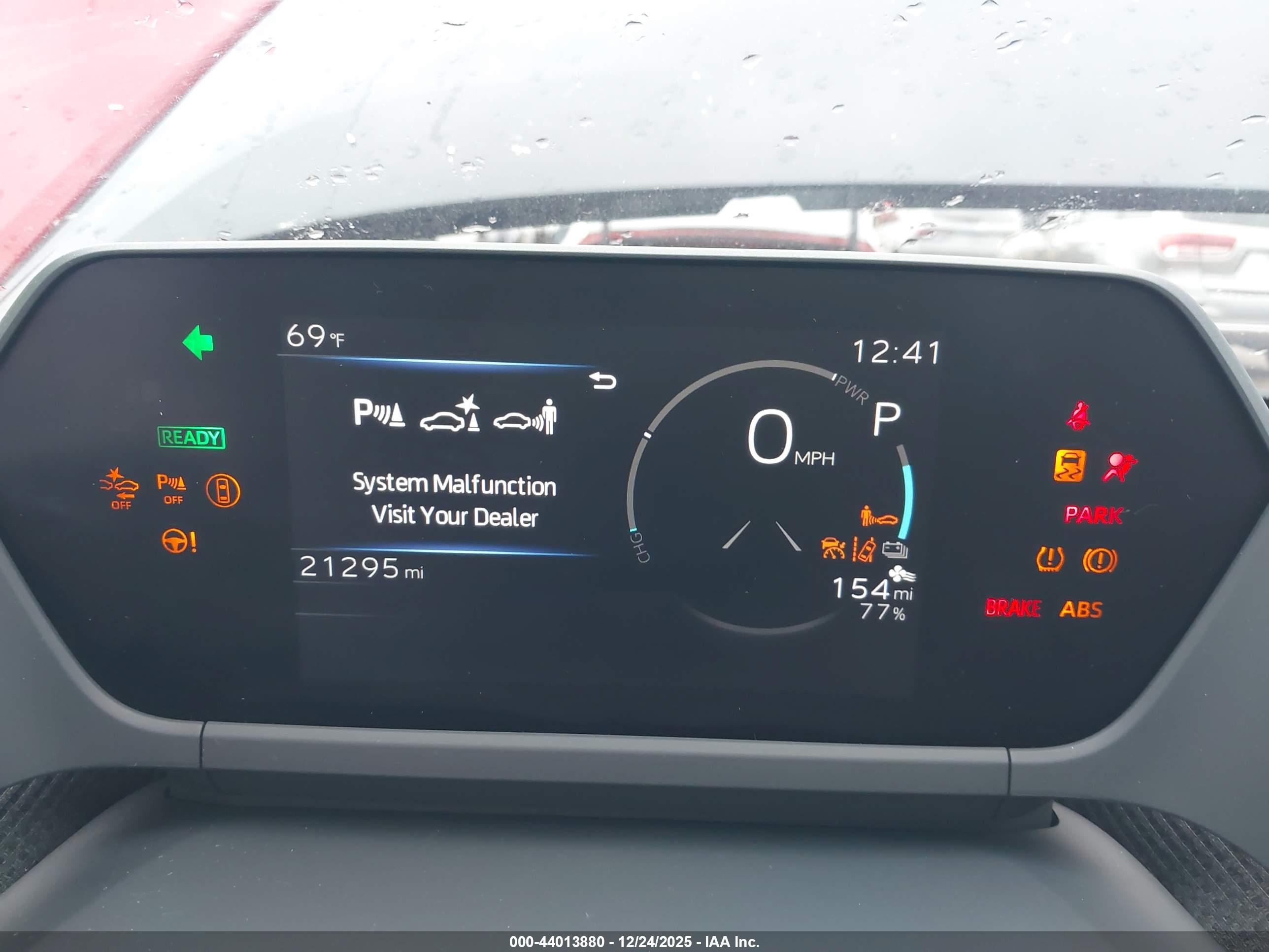 SUBARU SOLTERRA image 7