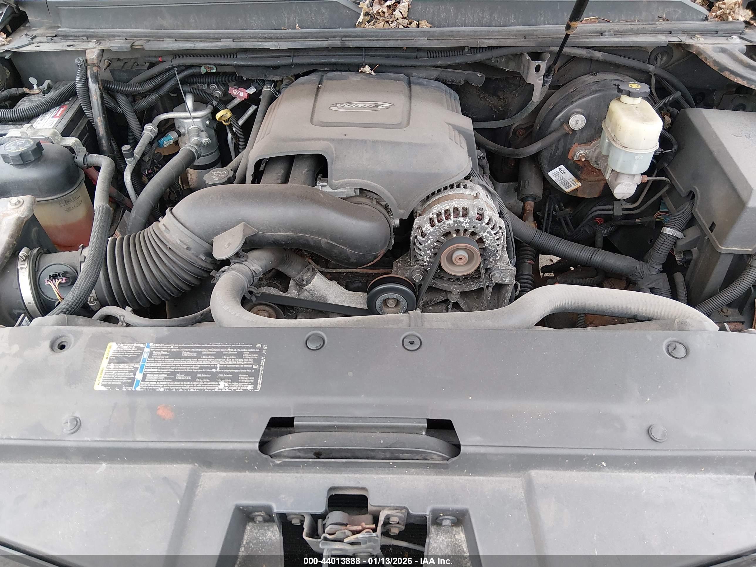 CHEVROLET TAHOE image 10