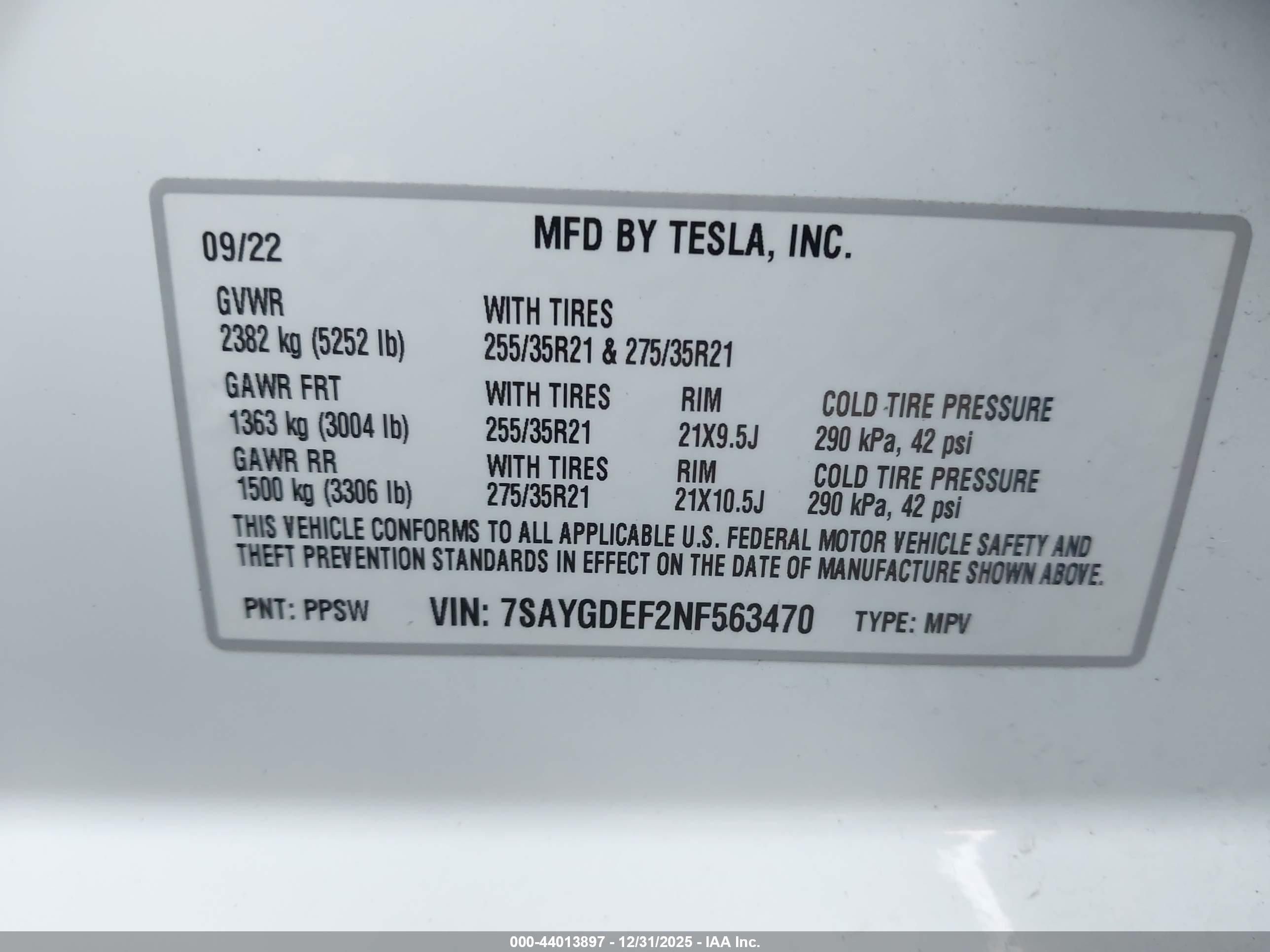 TESLA MODEL image 9