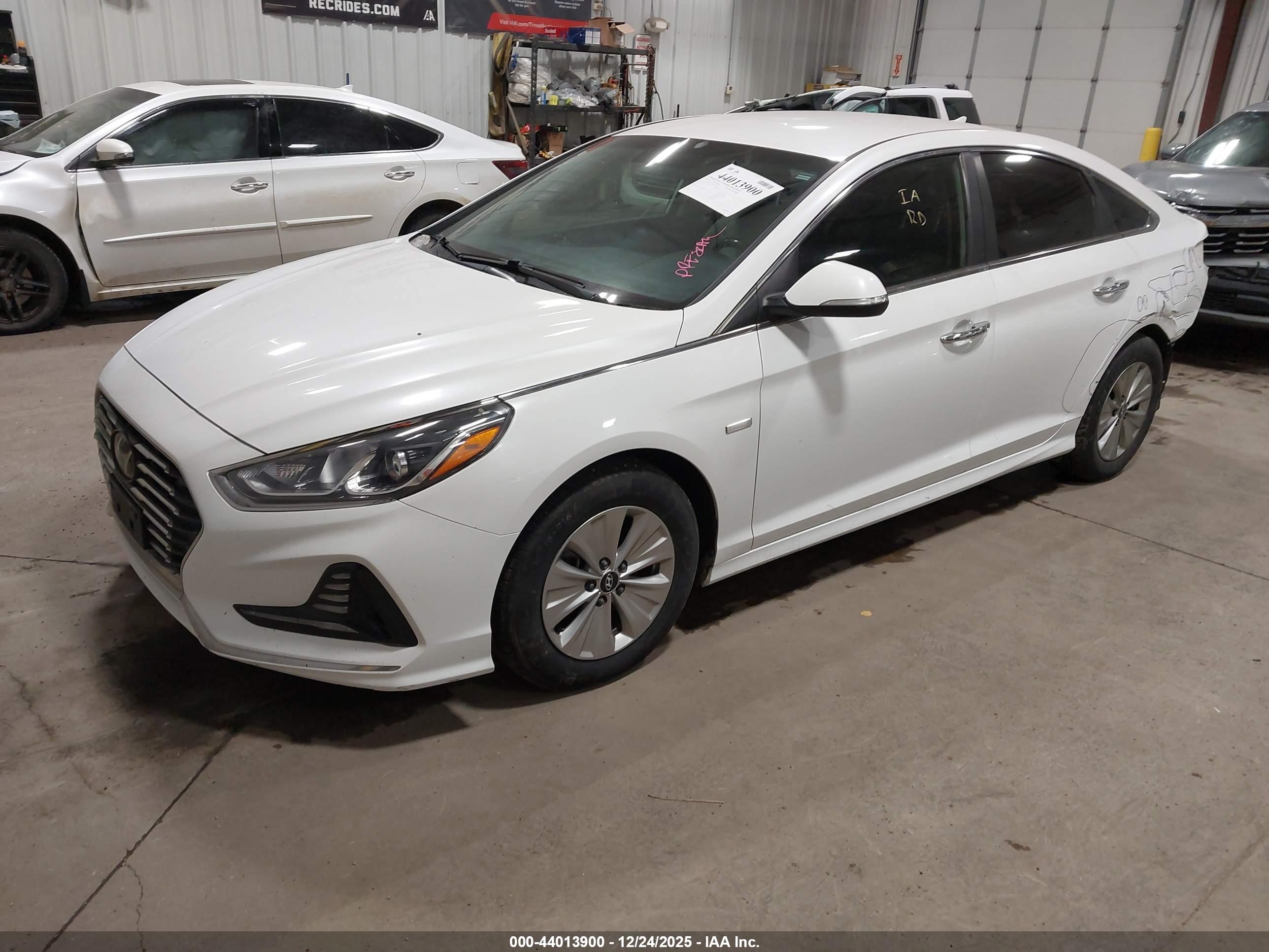 HYUNDAI SONATA image 2