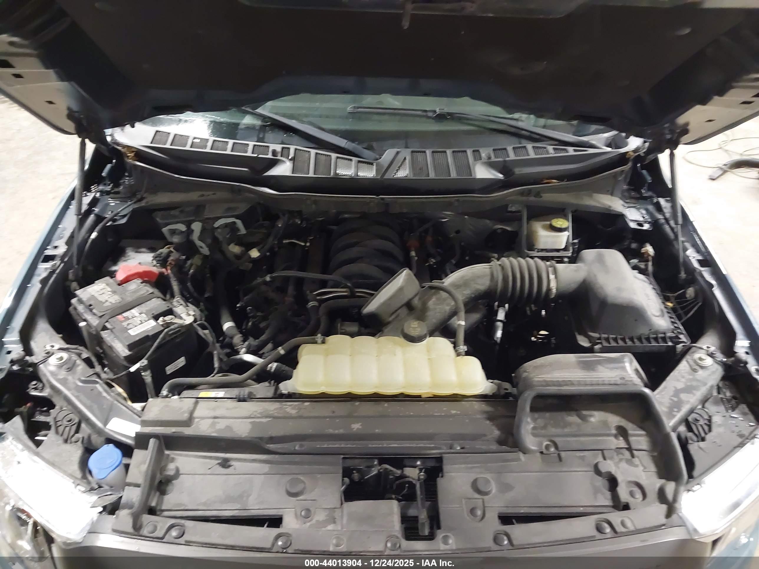 FORD F-150 image 10