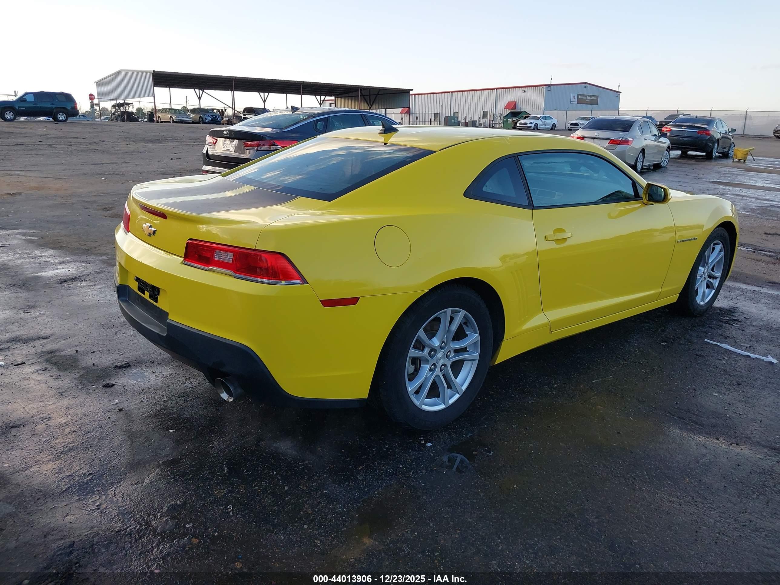 CHEVROLET CAMARO image 4