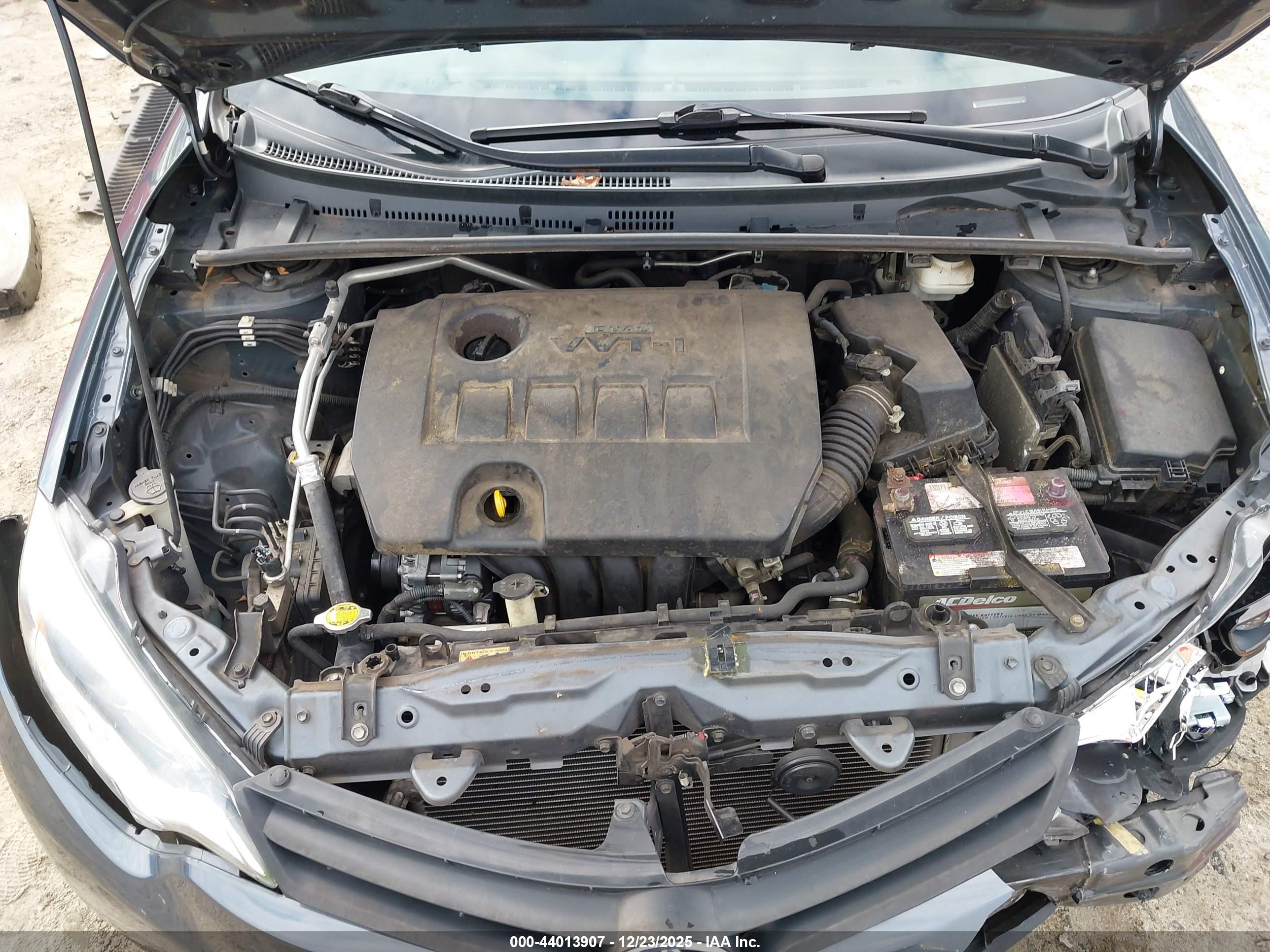 TOYOTA COROLLA image 10