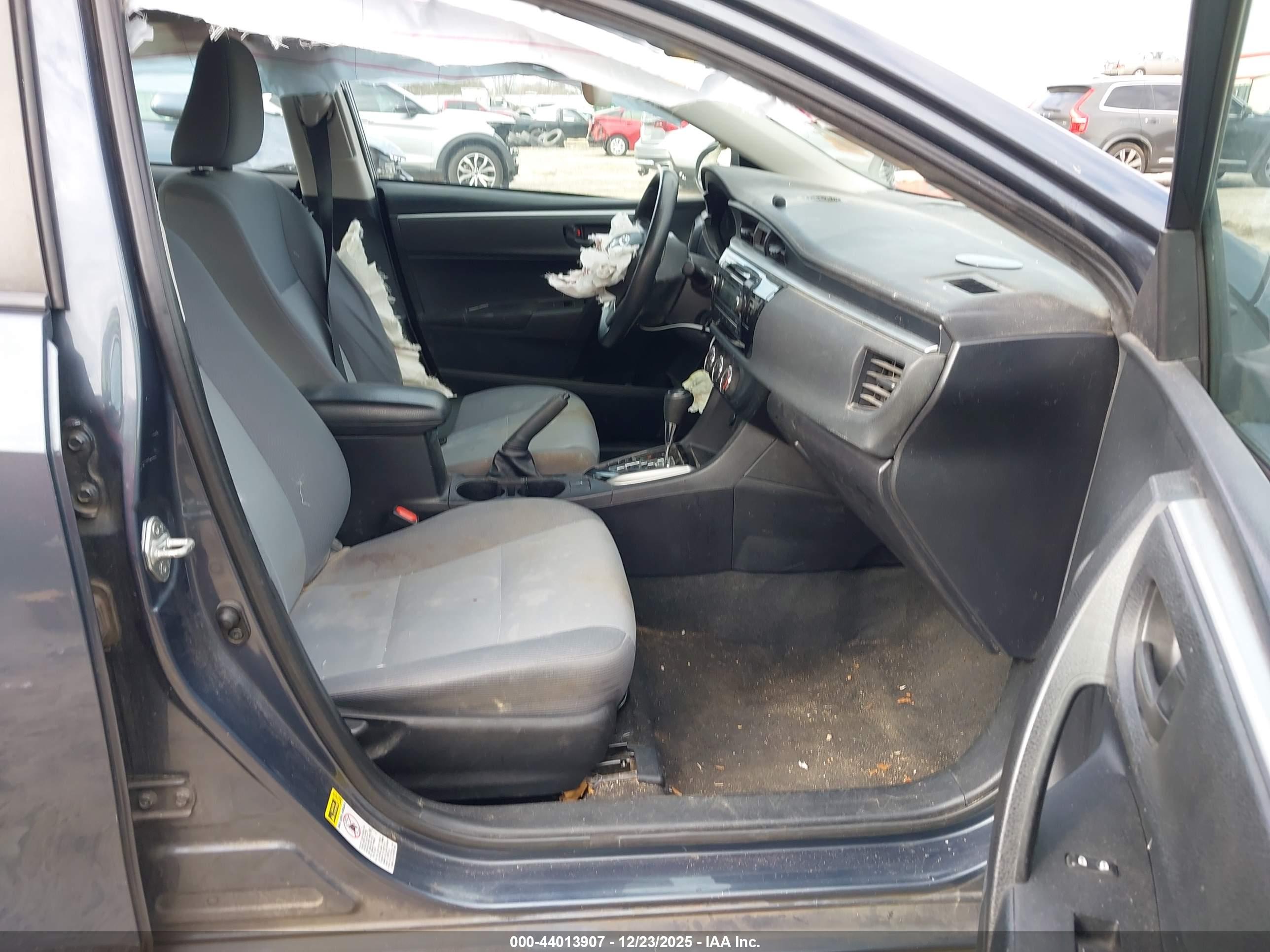TOYOTA COROLLA image 5