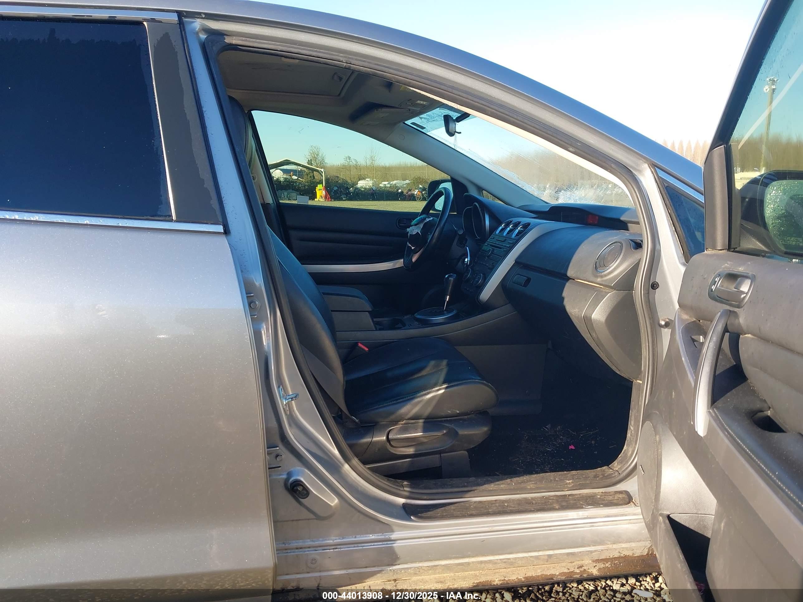 MAZDA CX-7 image 5