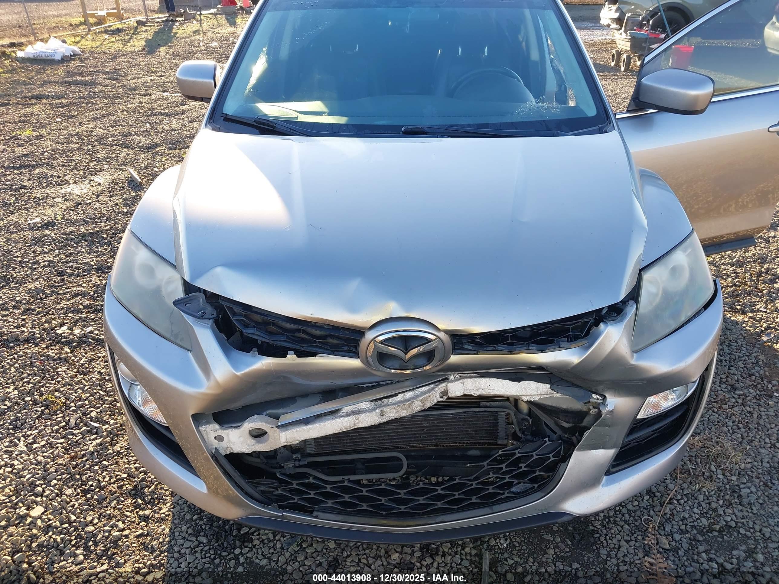 MAZDA CX-7 image 6