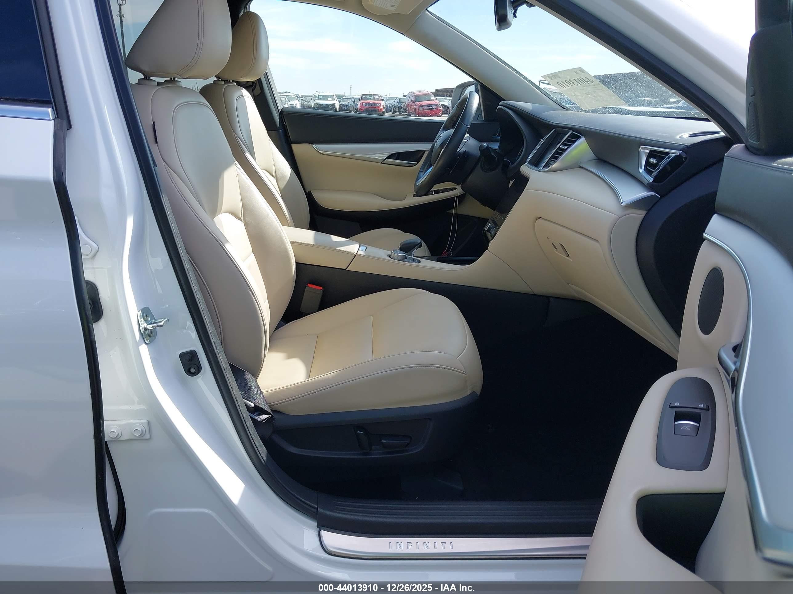 INFINITI QX50 image 5