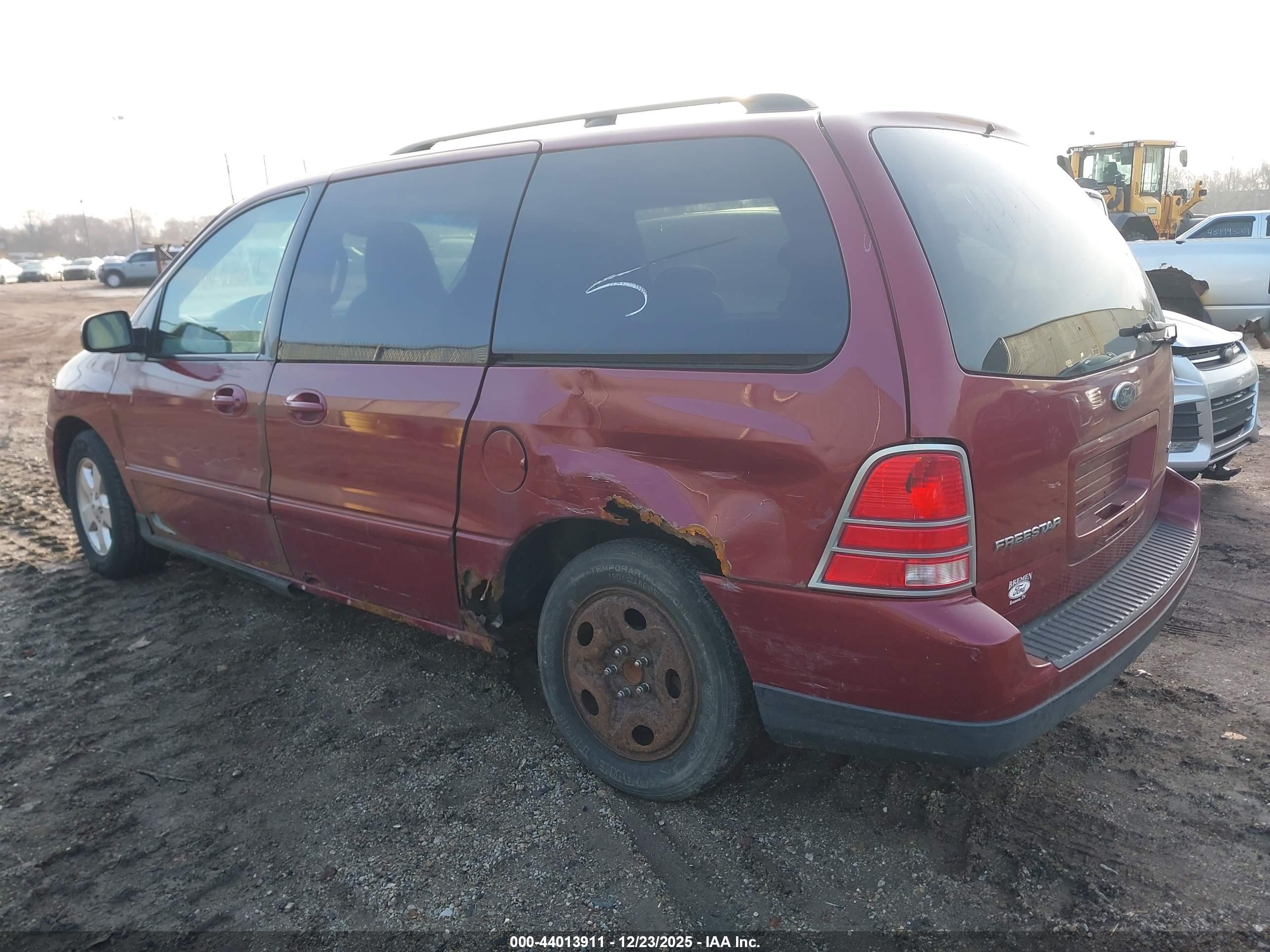 FORD FREESTAR image 3