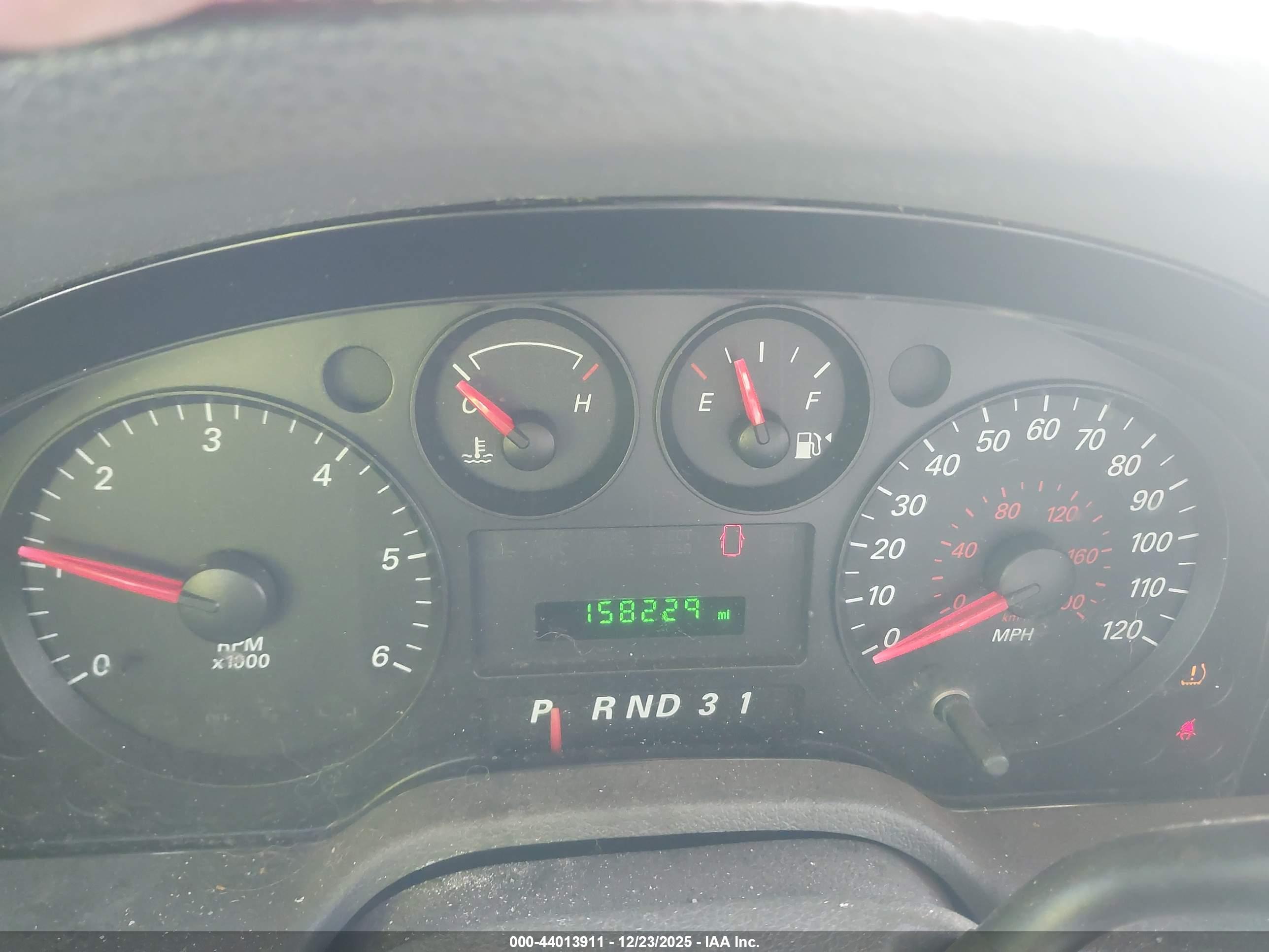 FORD FREESTAR image 7