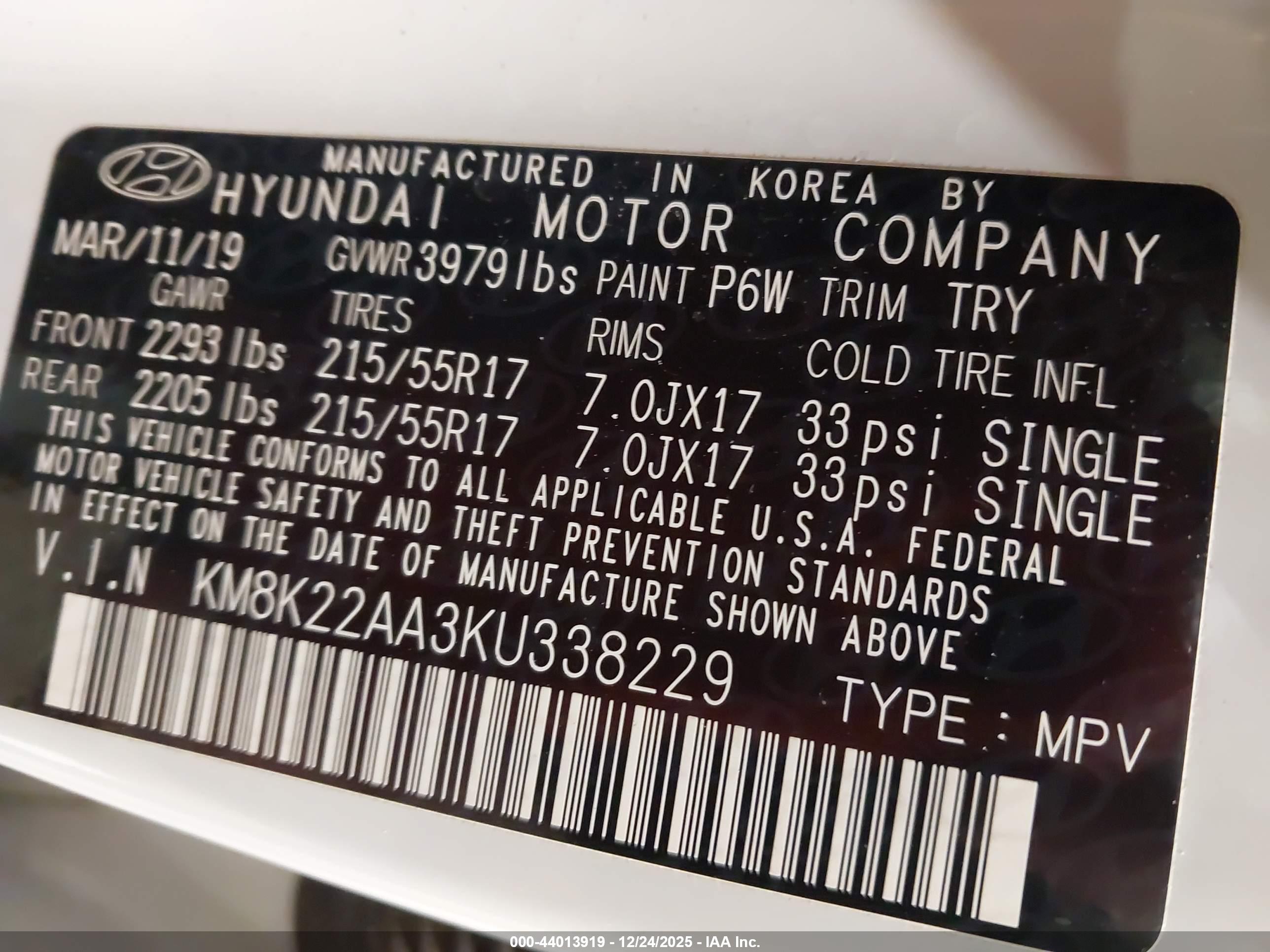 HYUNDAI KONA image 9