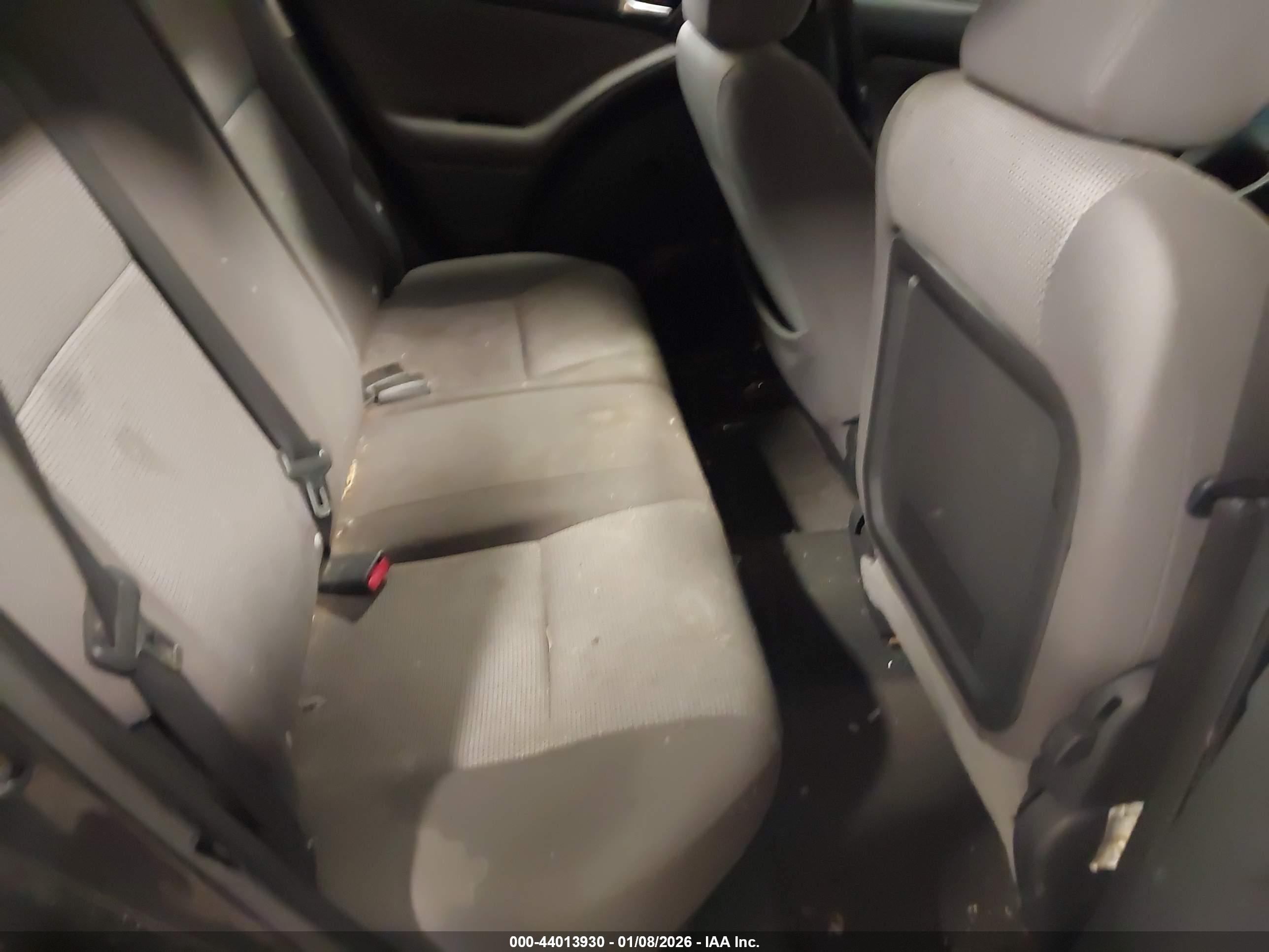 TOYOTA MATRIX image 8