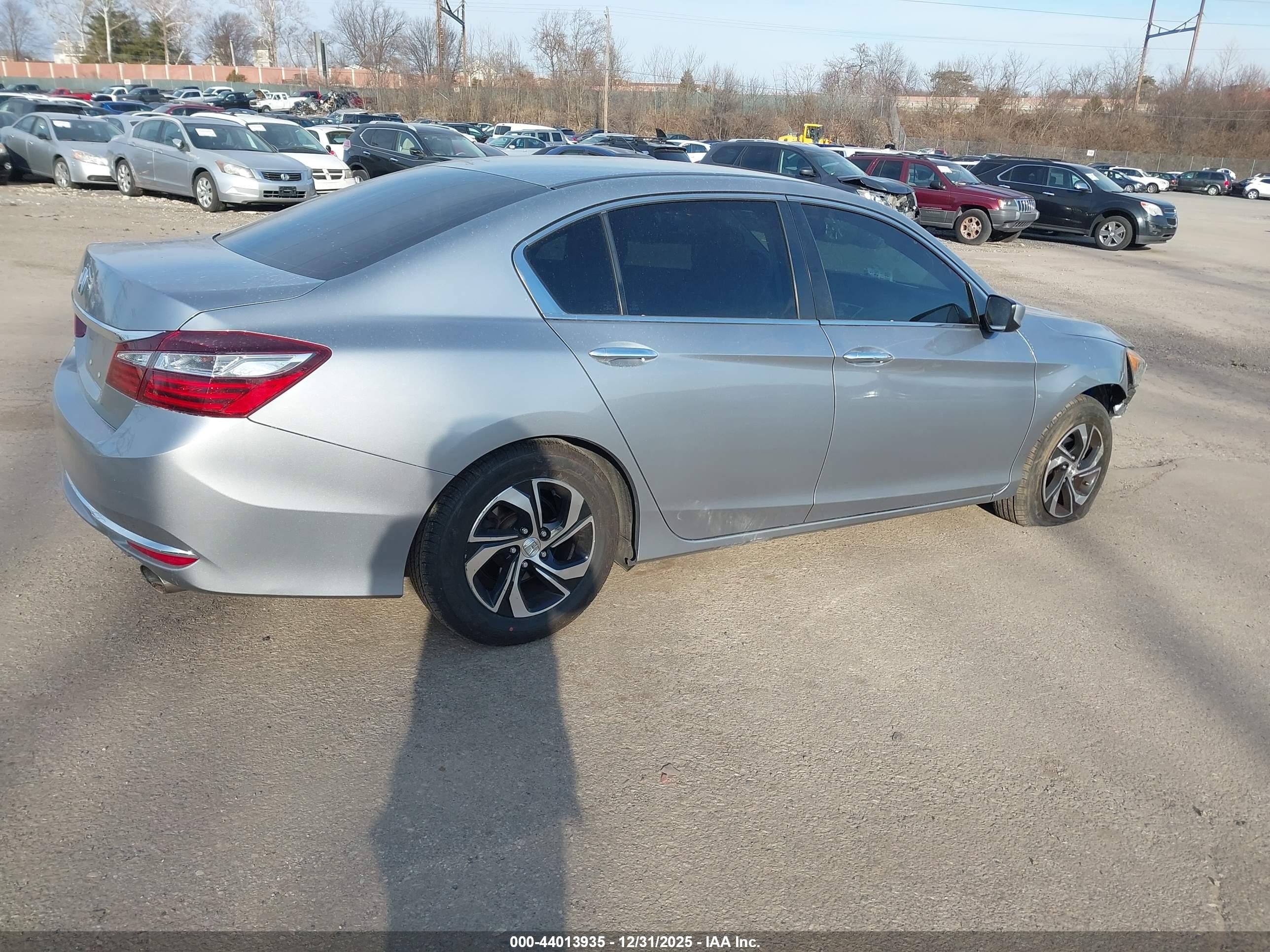 HONDA ACCORD image 4