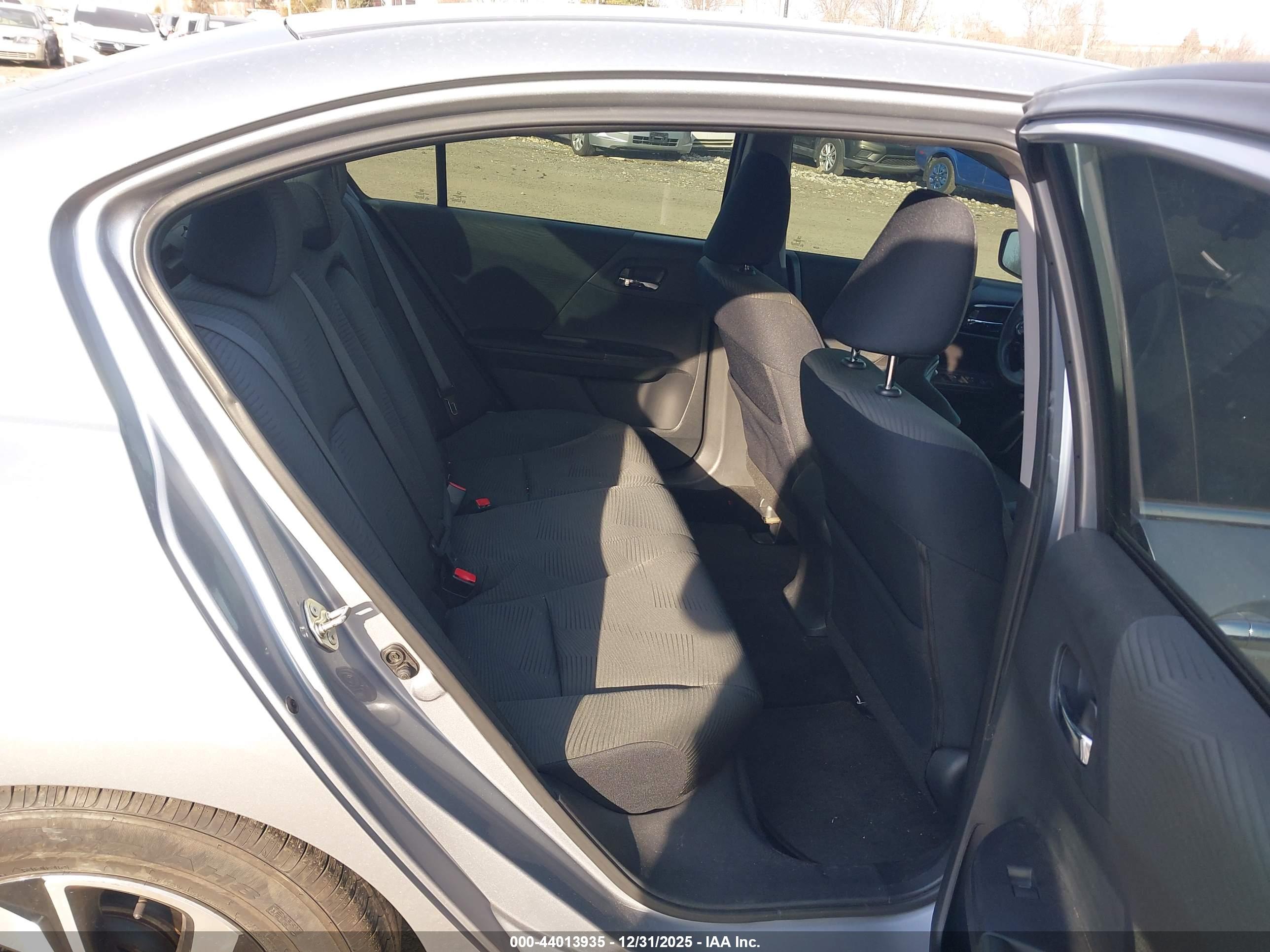 HONDA ACCORD image 8