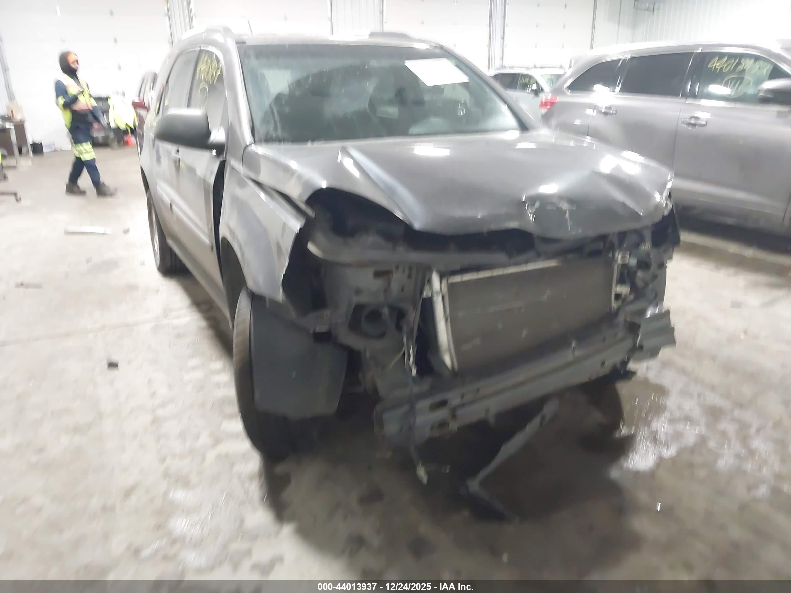 CHEVROLET EQUINOX image 6