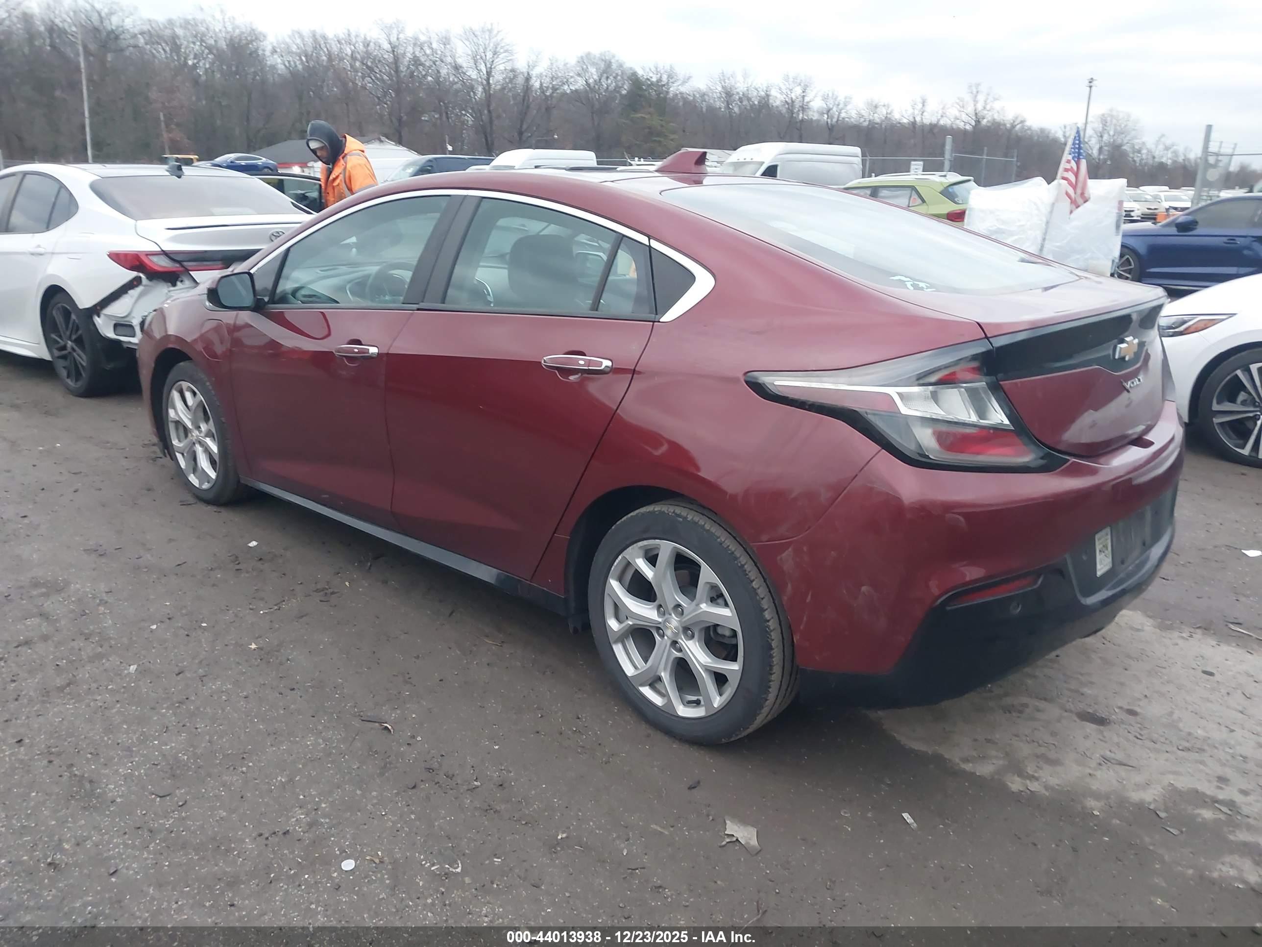 CHEVROLET VOLT image 3