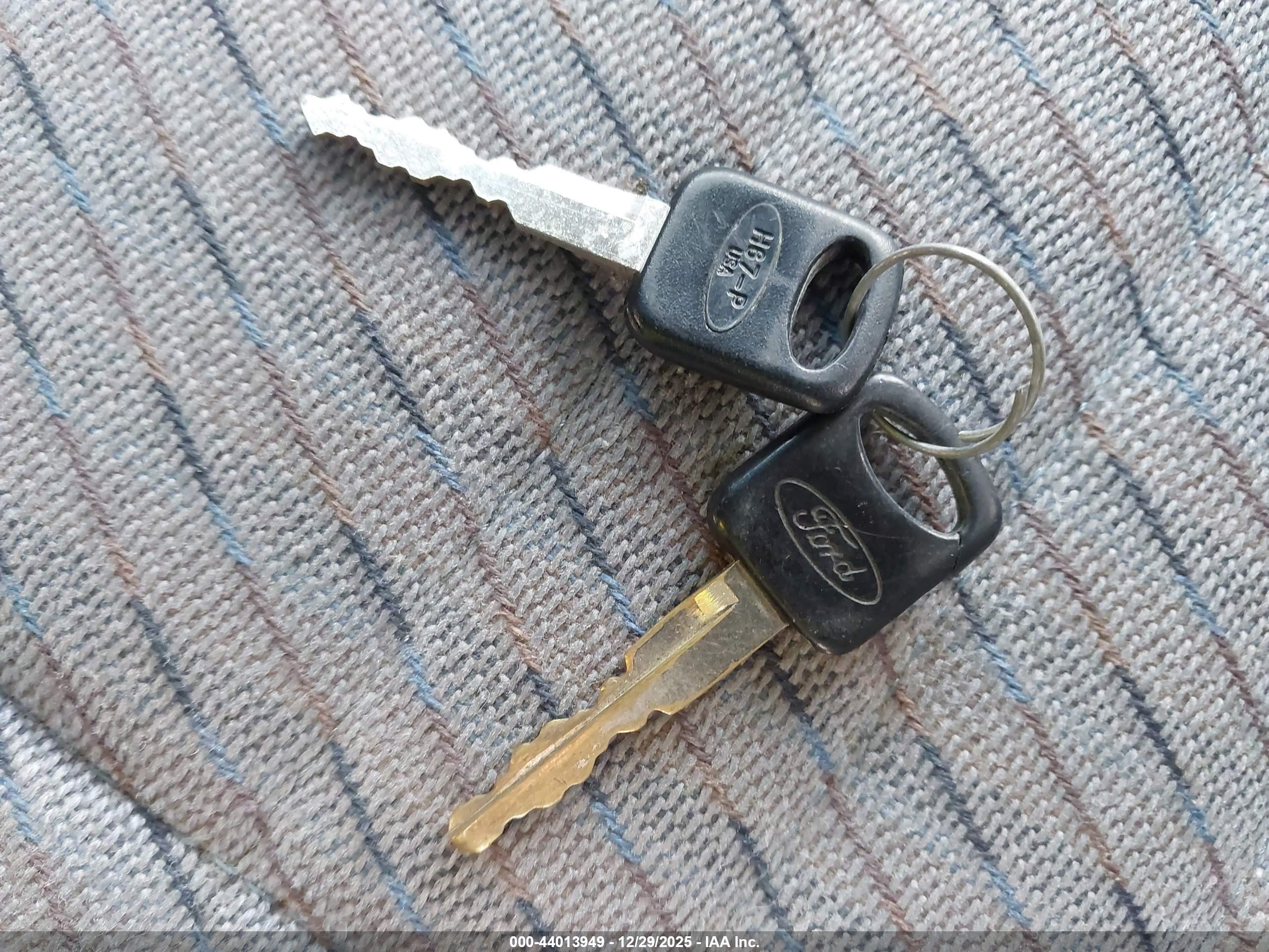 FORD RANGER image 11