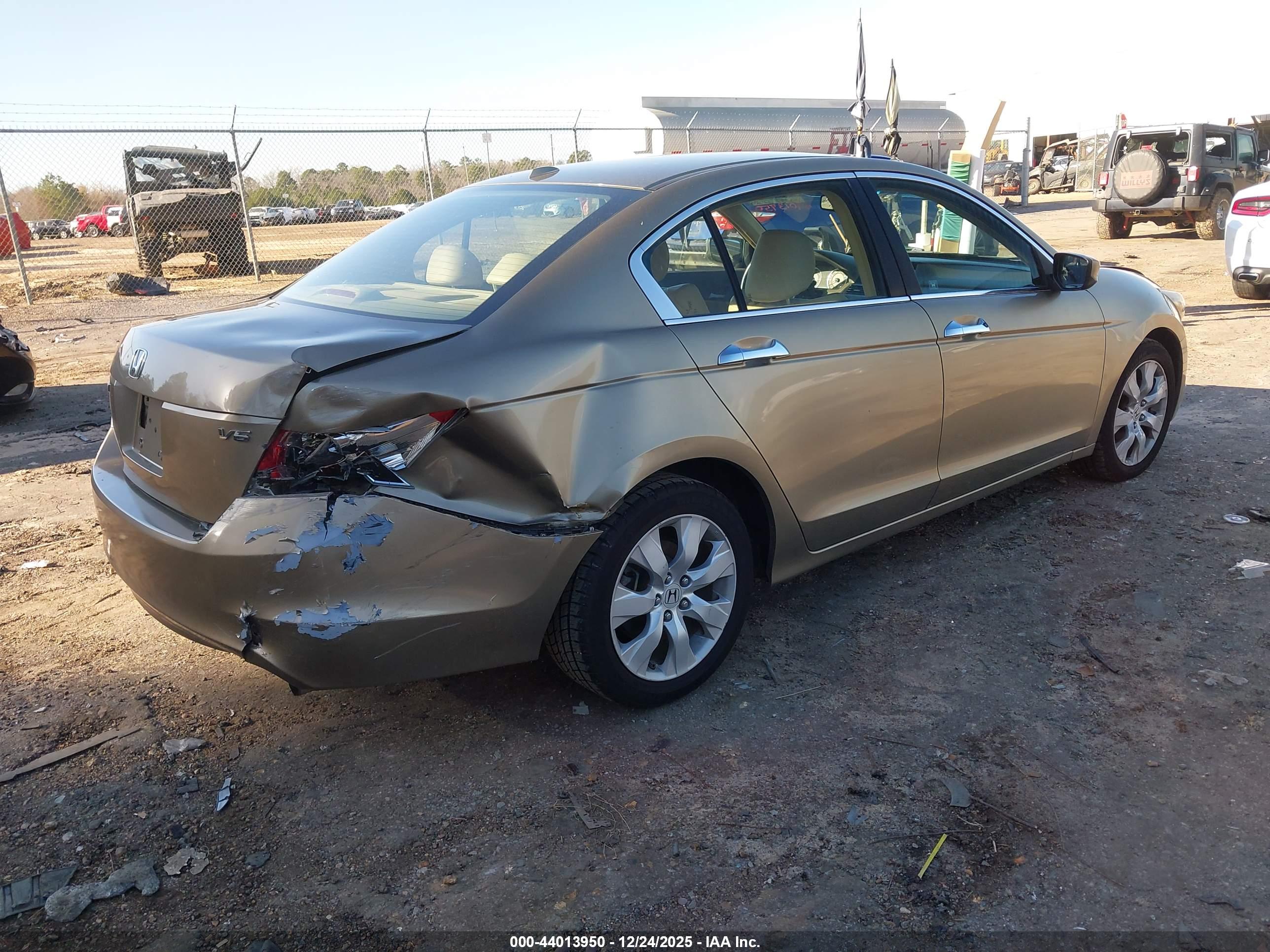 HONDA ACCORD image 4