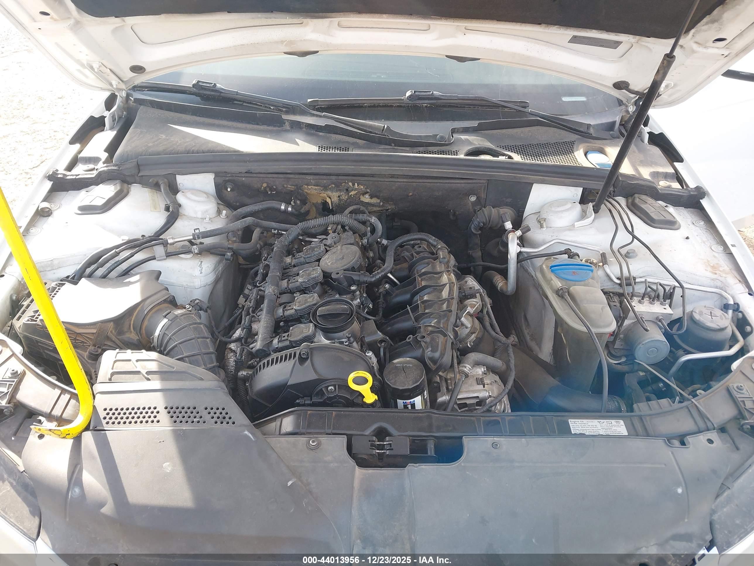 AUDI A4 image 10