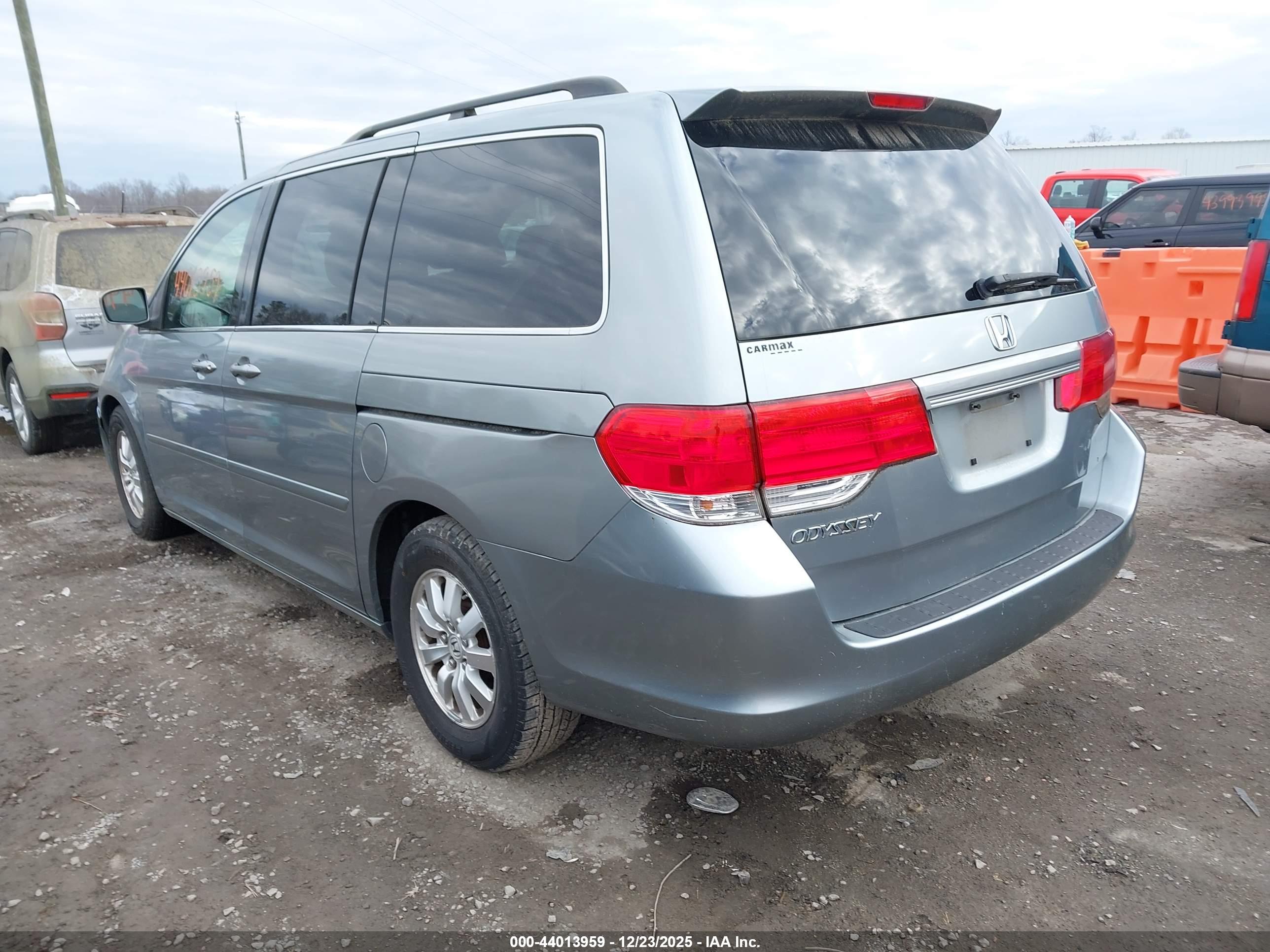 HONDA ODYSSEY image 3