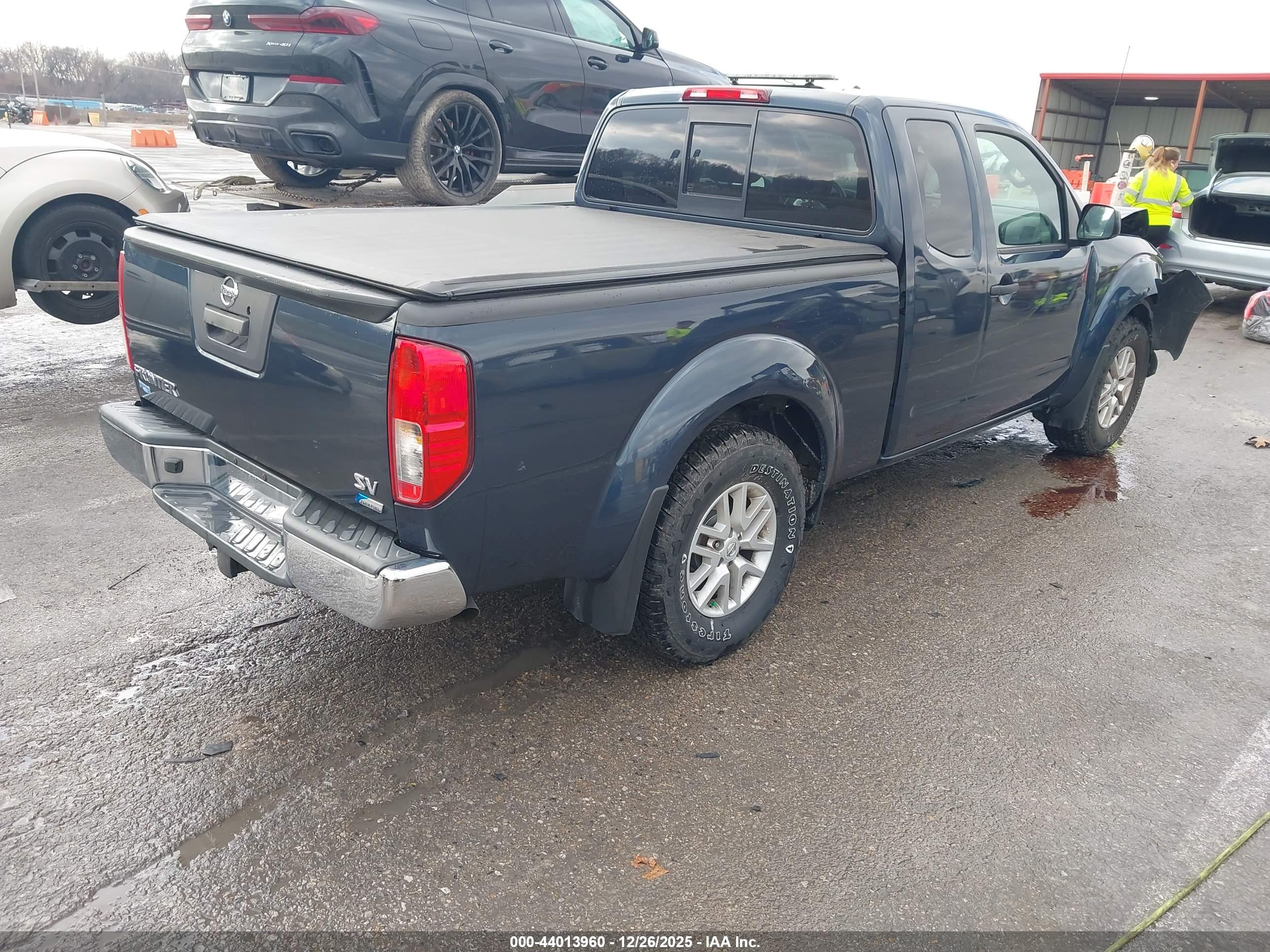 NISSAN FRONTIER image 4