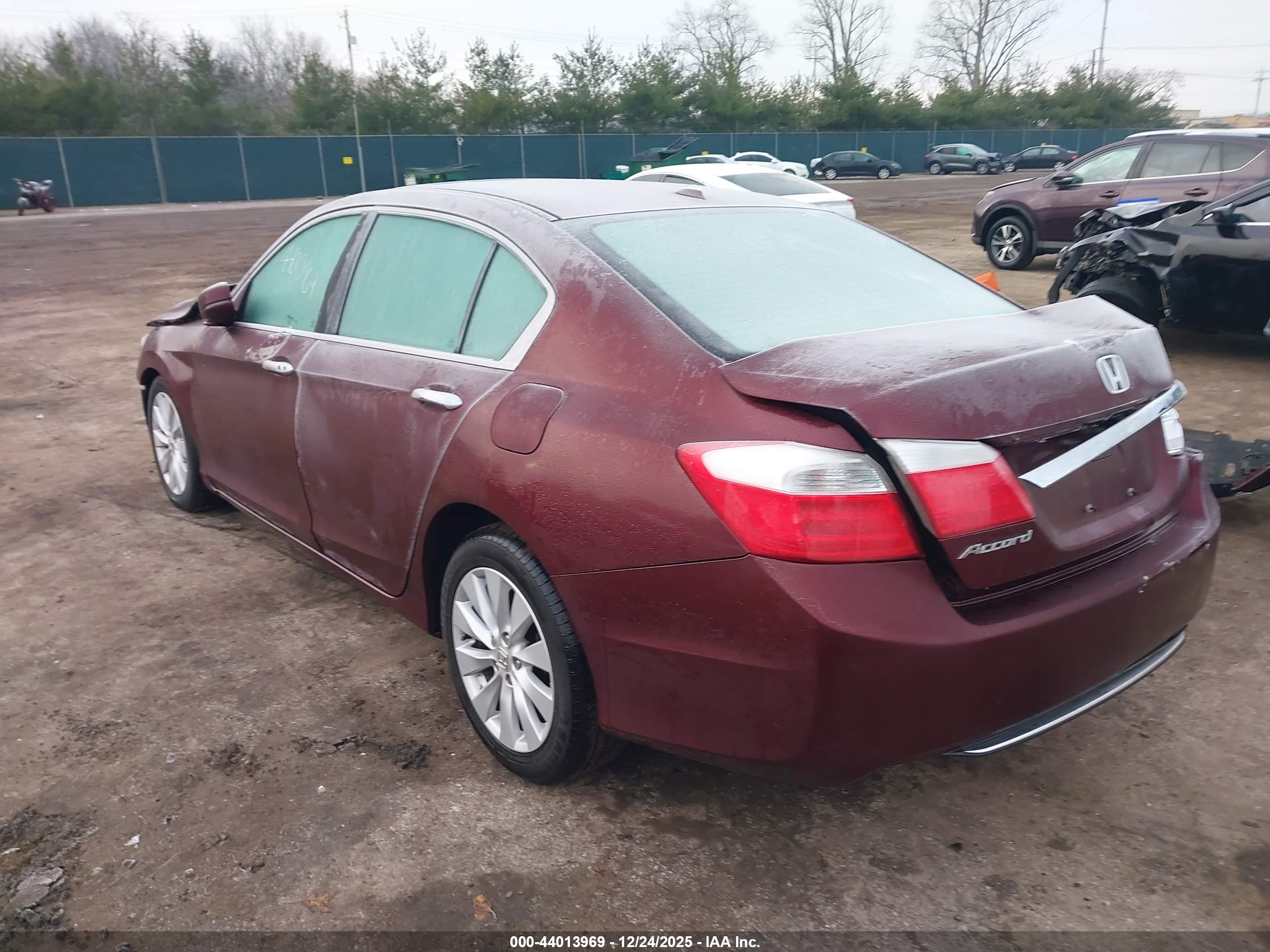 HONDA ACCORD image 3