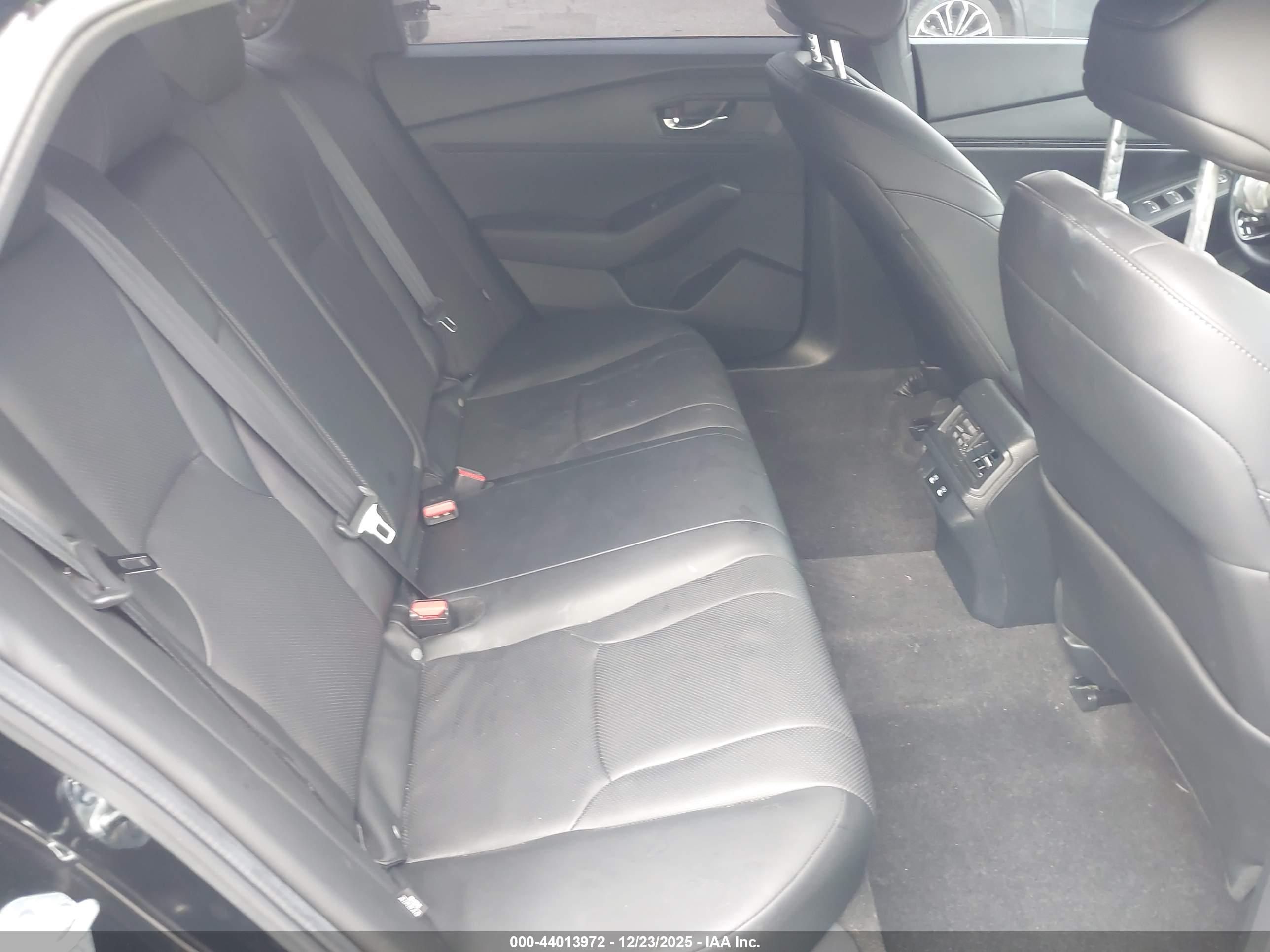 HONDA ACCORD image 8