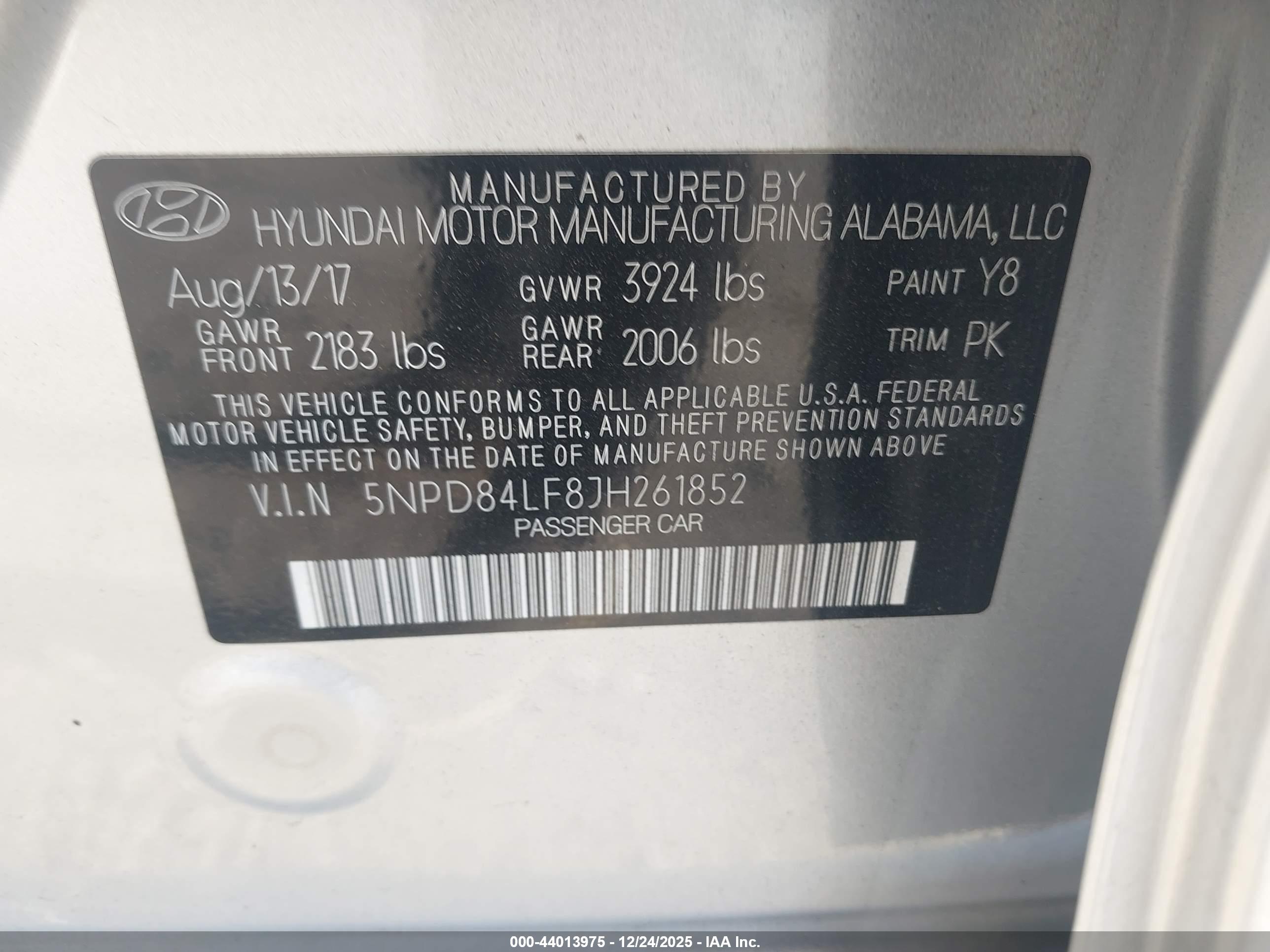 HYUNDAI ELANTRA image 9
