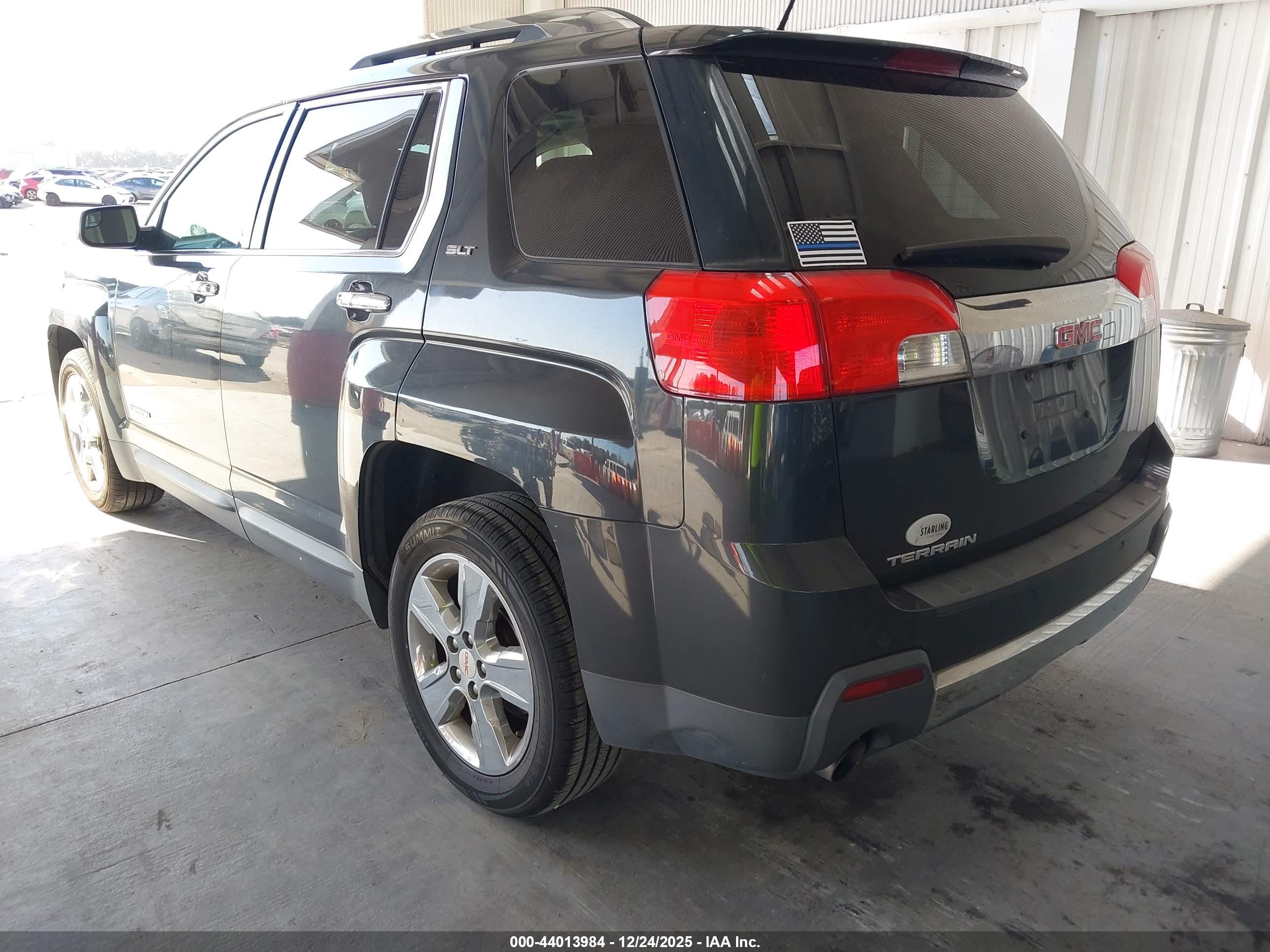 GMC TERRAIN image 3