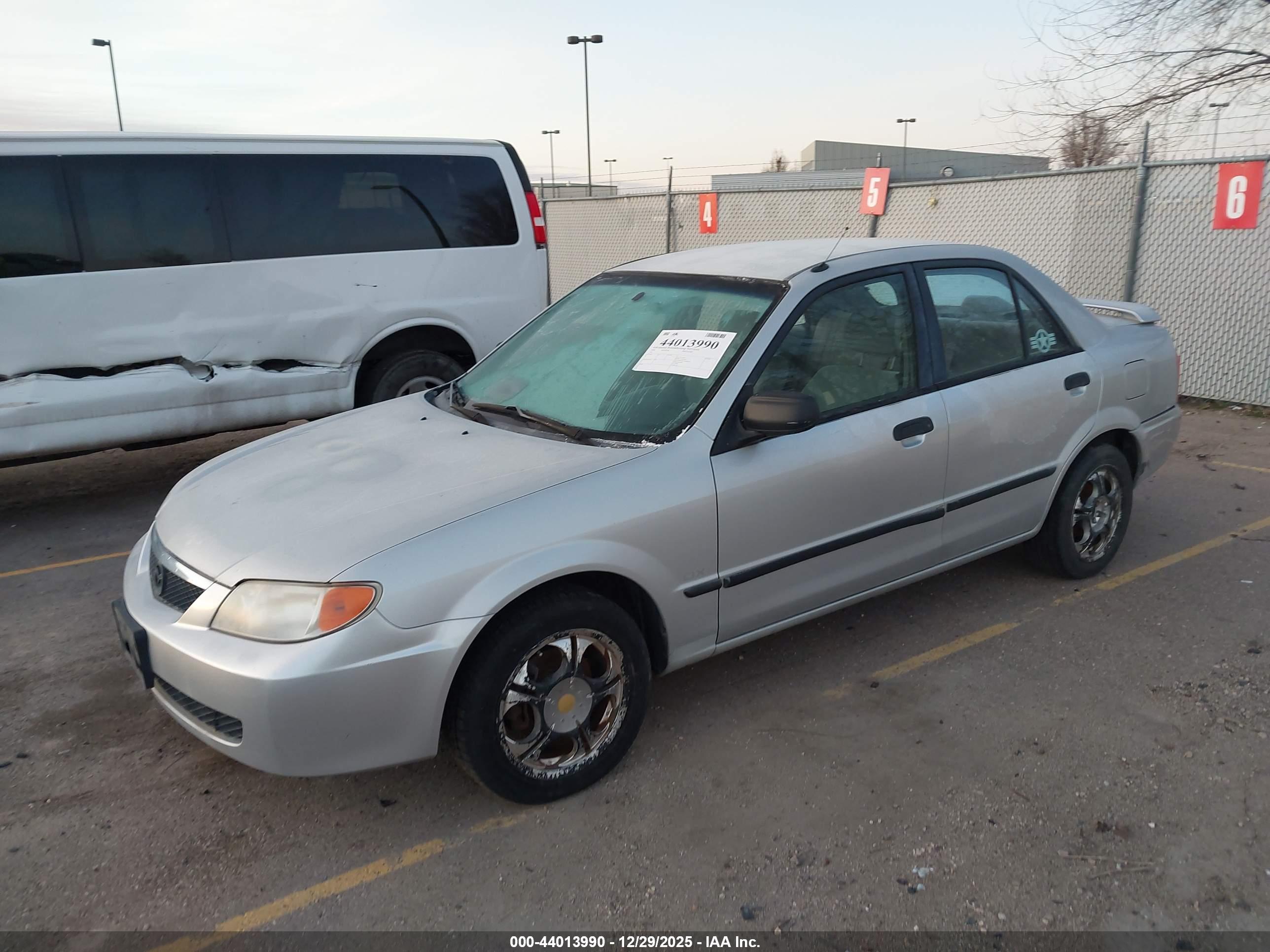 MAZDA PROTEGE image 2