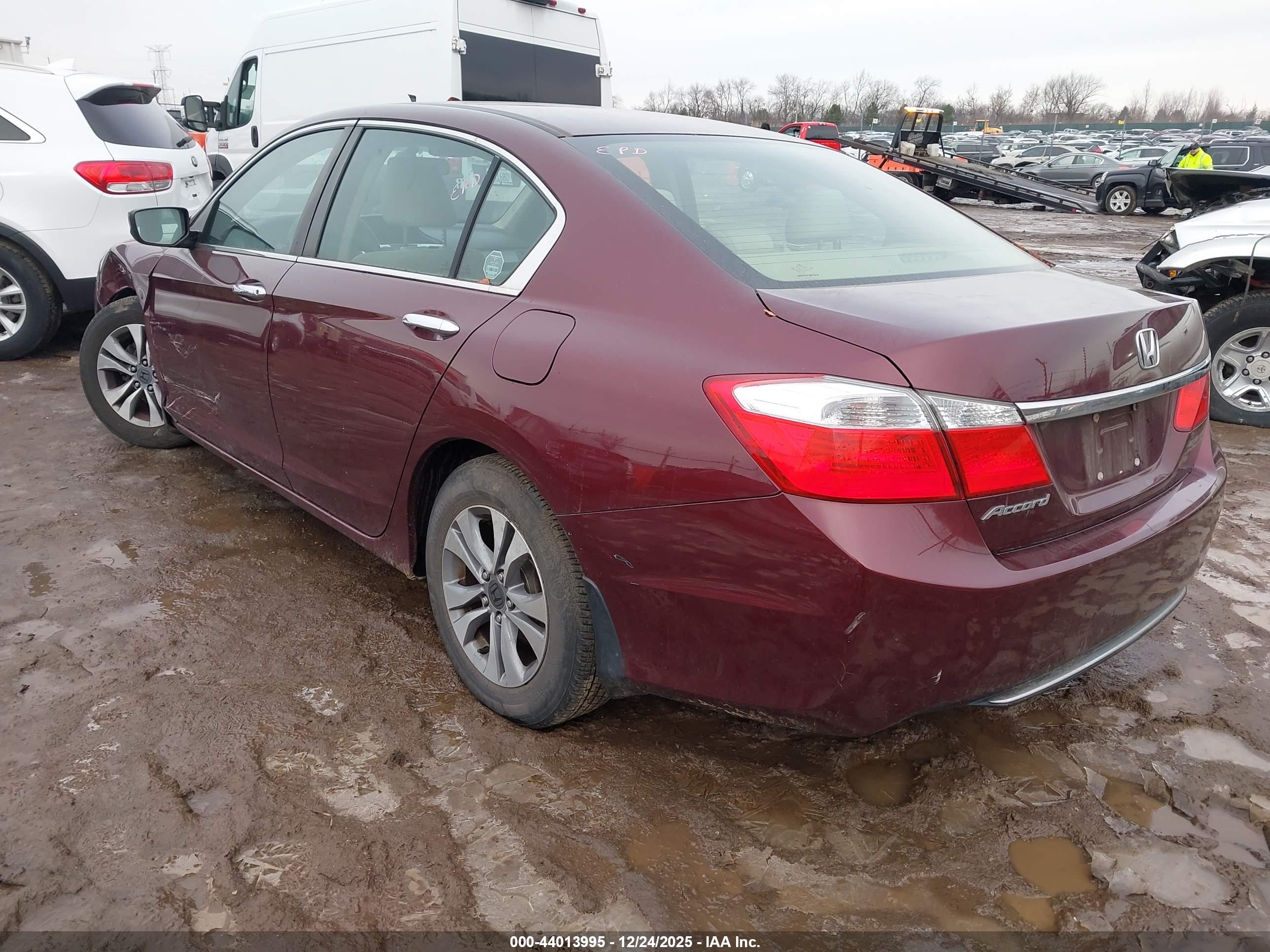 HONDA ACCORD image 3