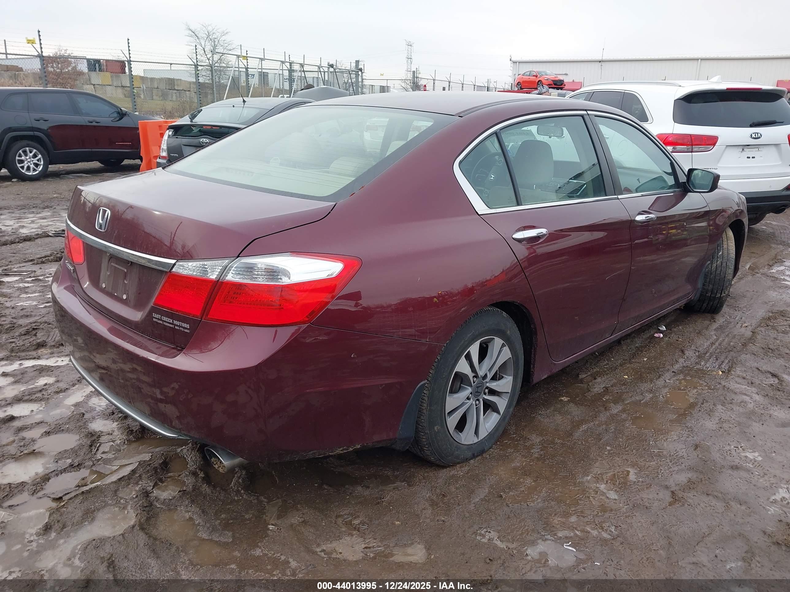 HONDA ACCORD image 4