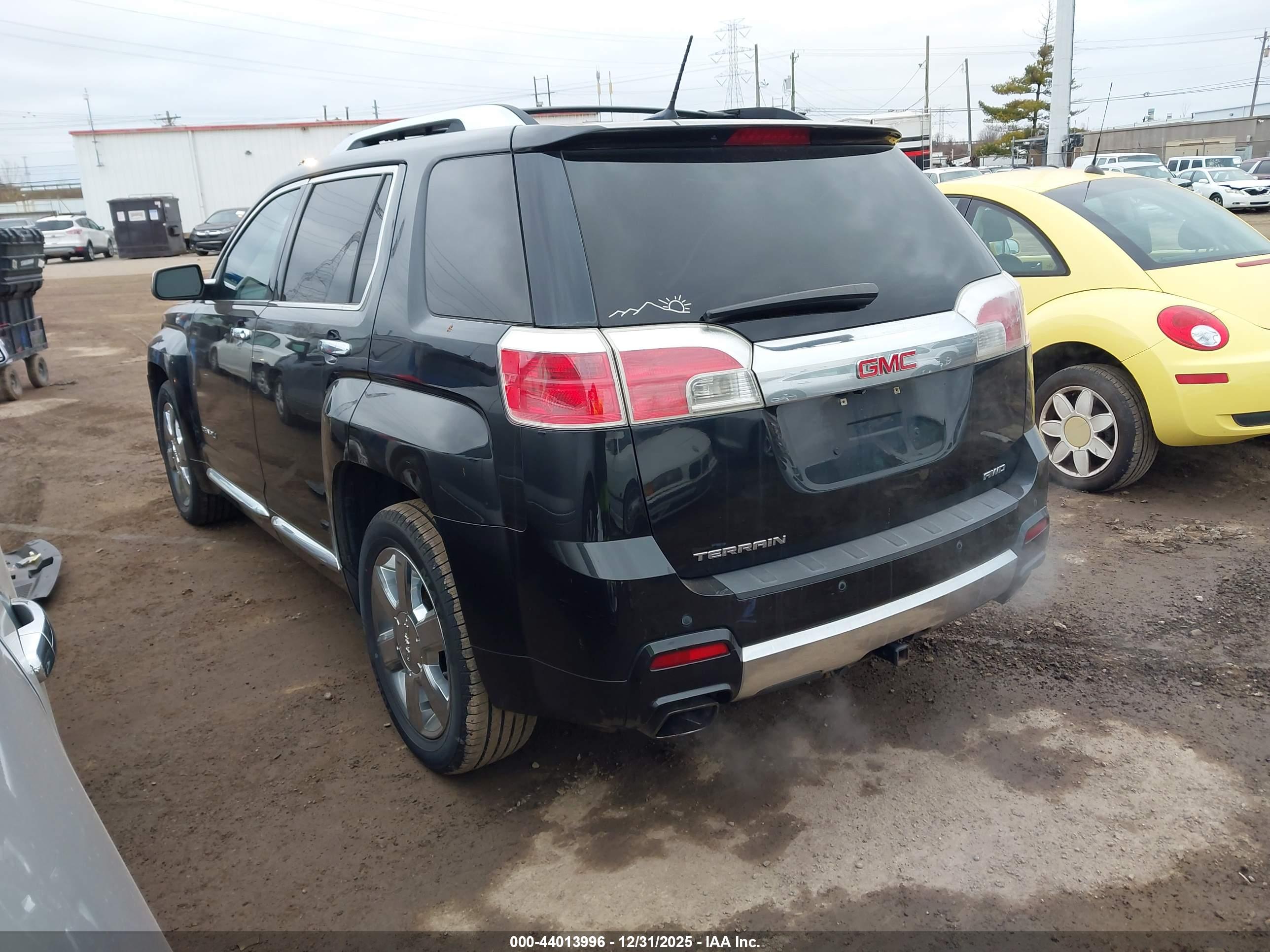 GMC TERRAIN image 3