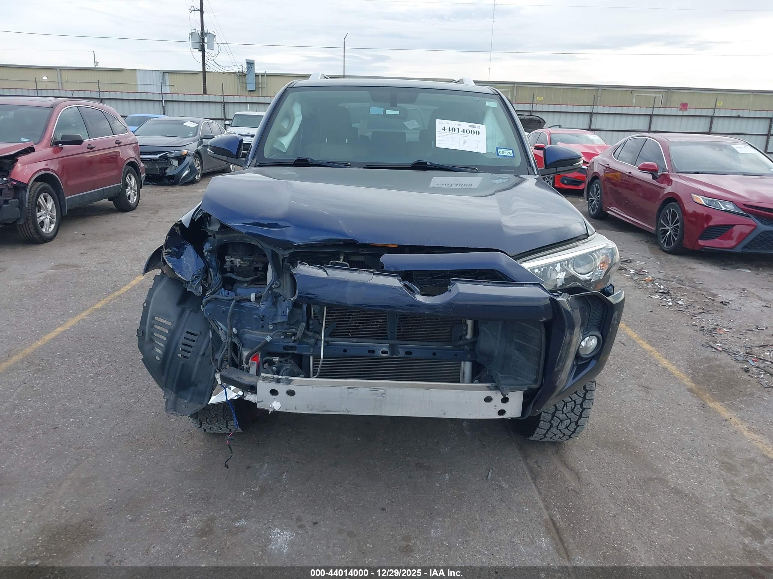 TOYOTA 4RUNNER image 6