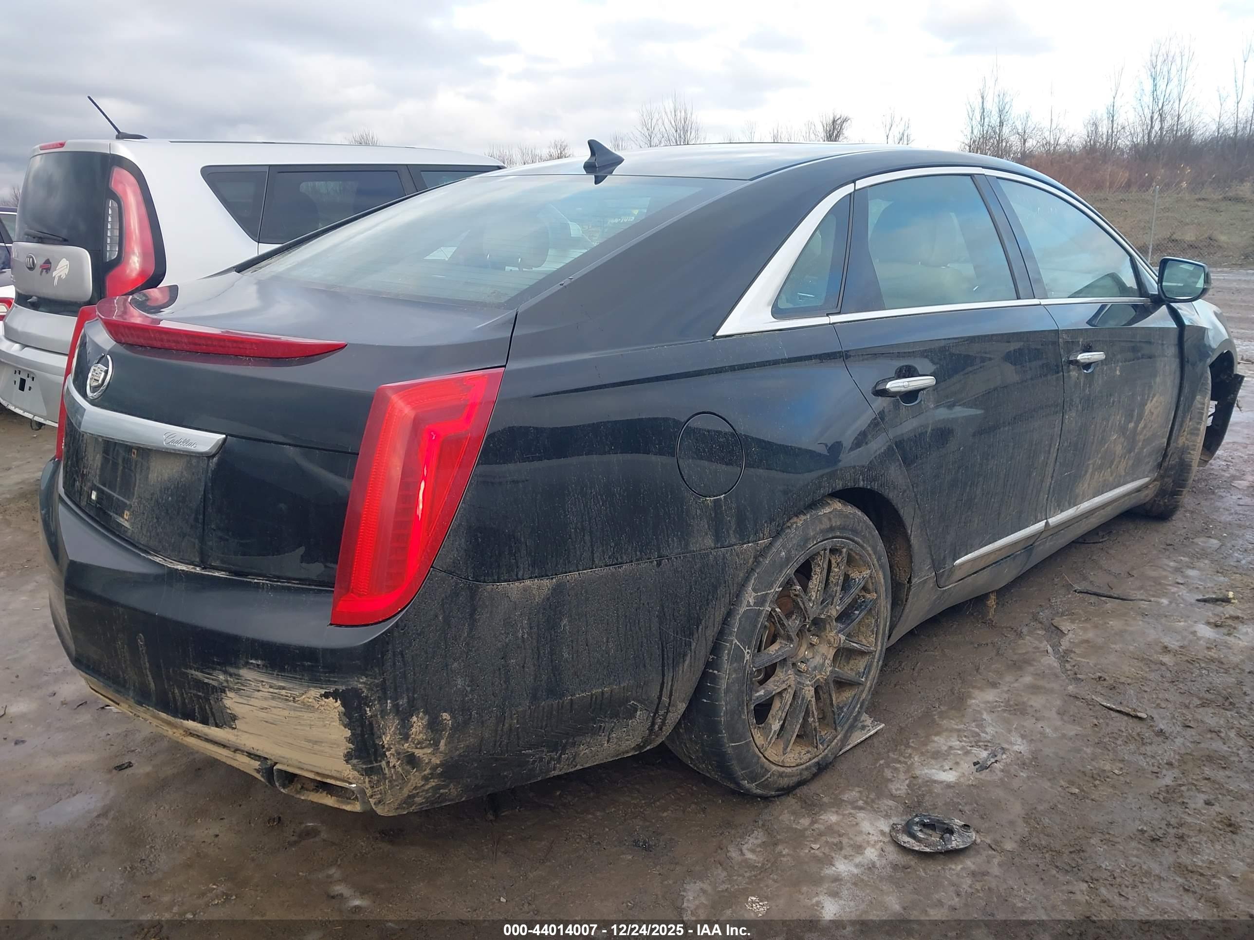CADILLAC XTS image 4