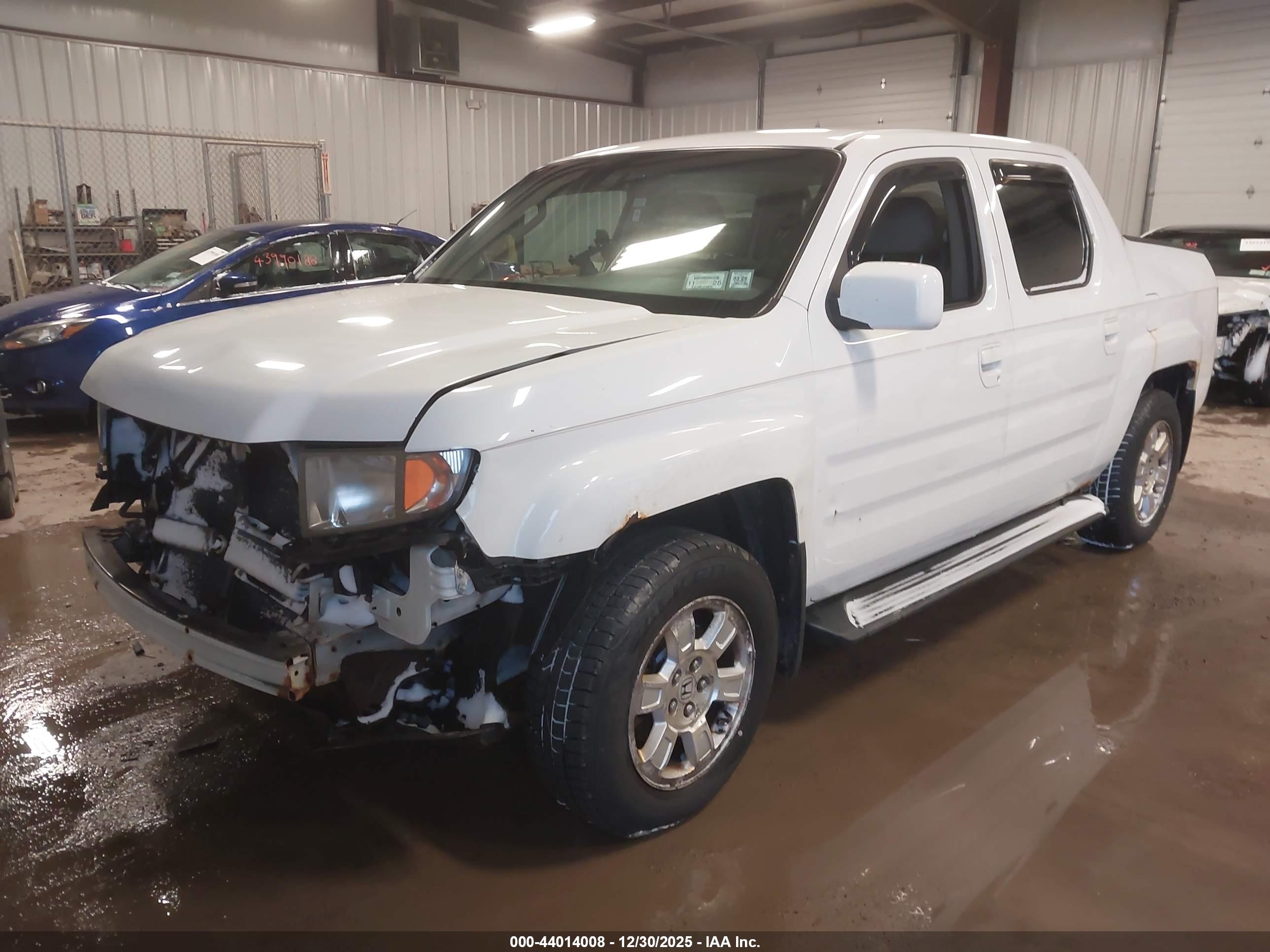 HONDA RIDGELINE image 2