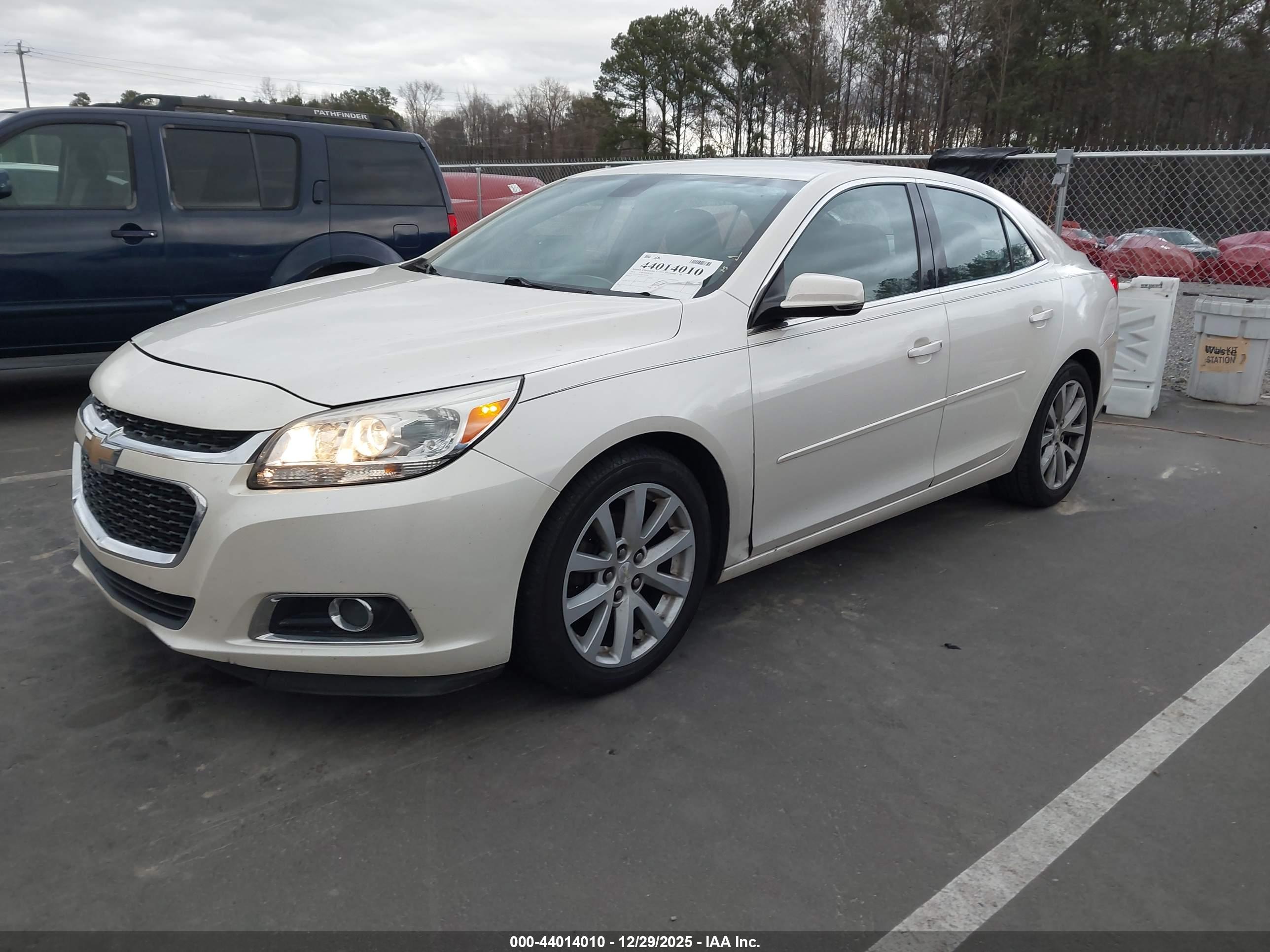 CHEVROLET MALIBU image 2