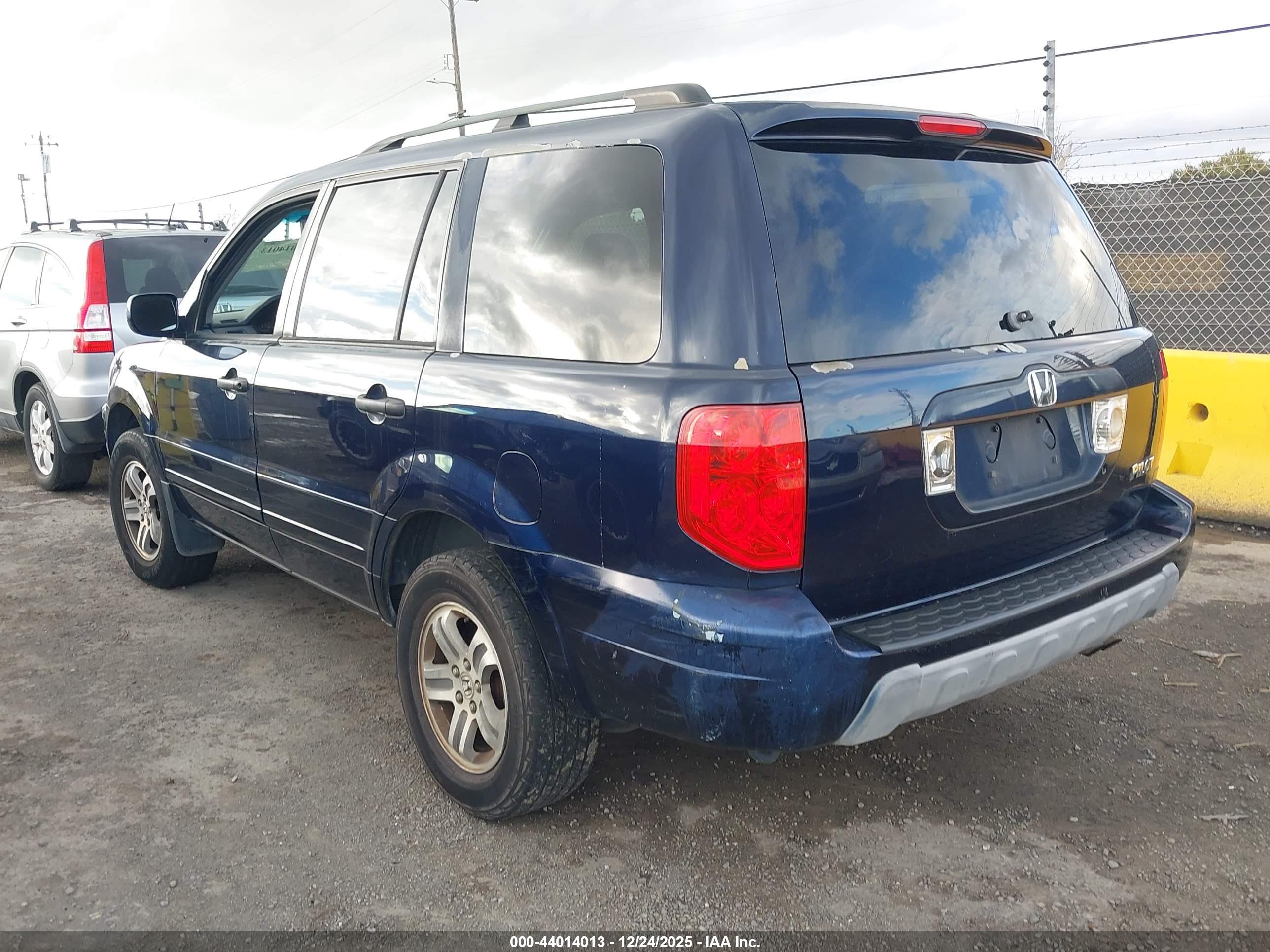 HONDA PILOT image 3