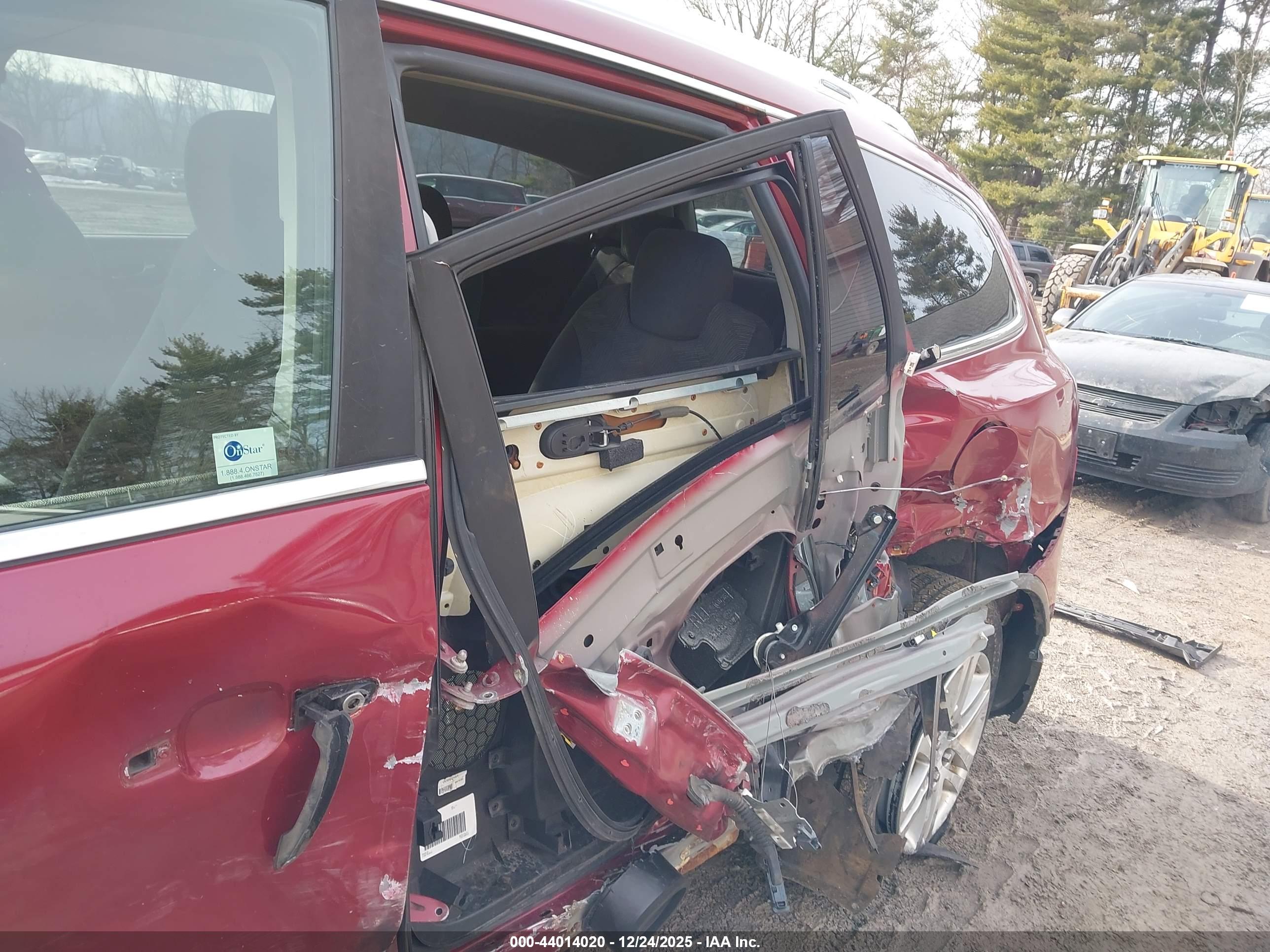 BUICK ENCLAVE image 6