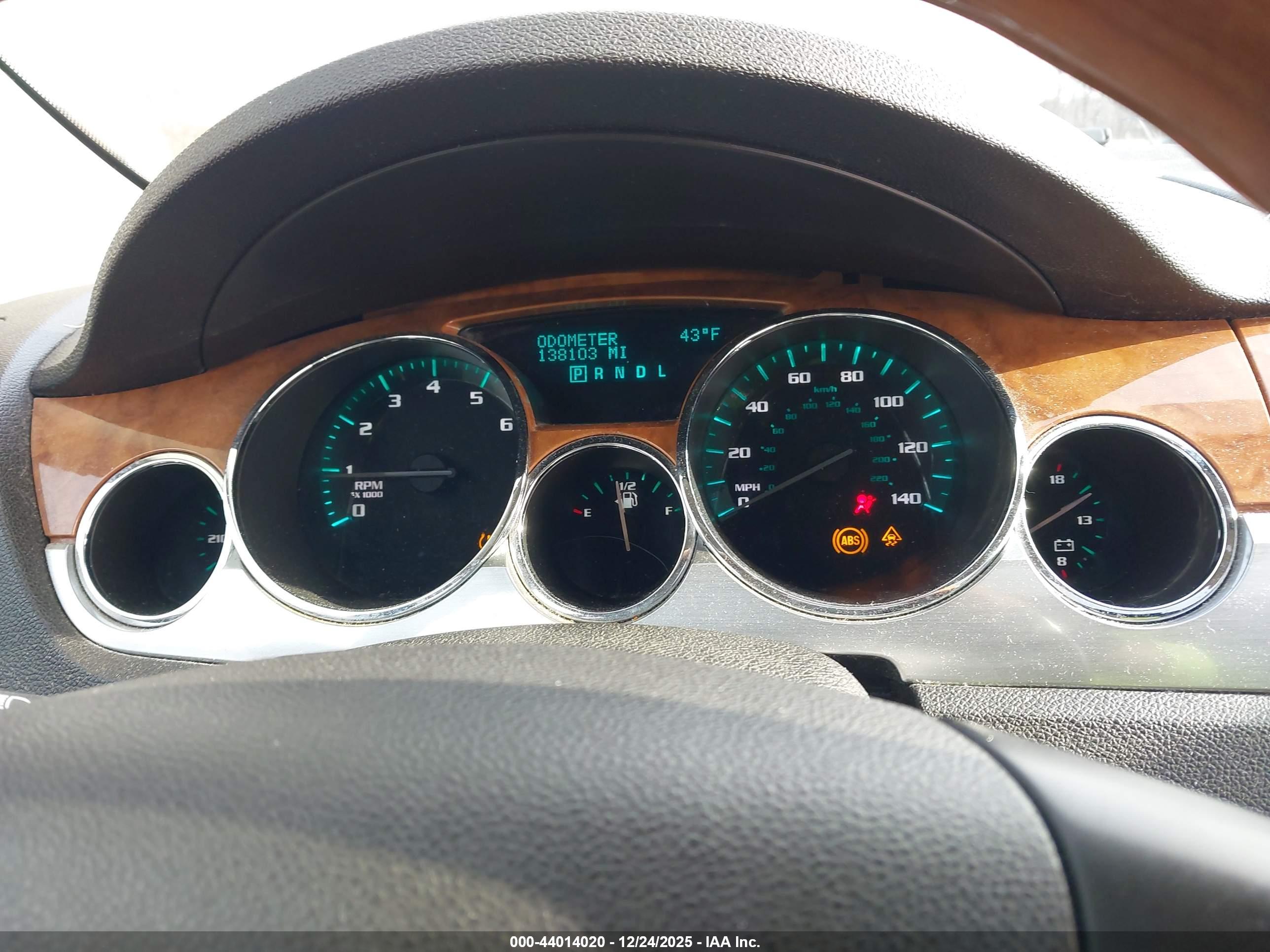 BUICK ENCLAVE image 7