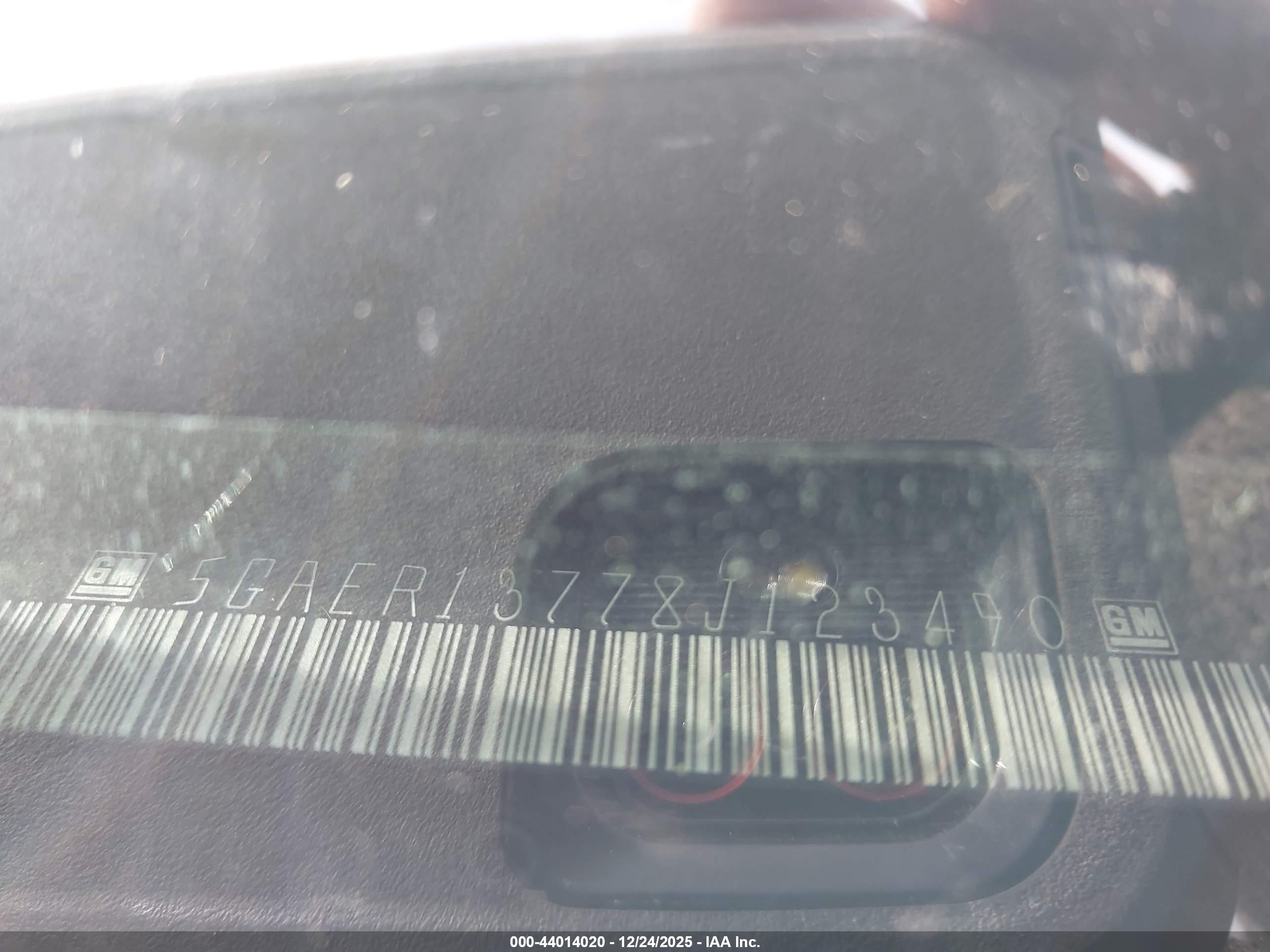 BUICK ENCLAVE image 9