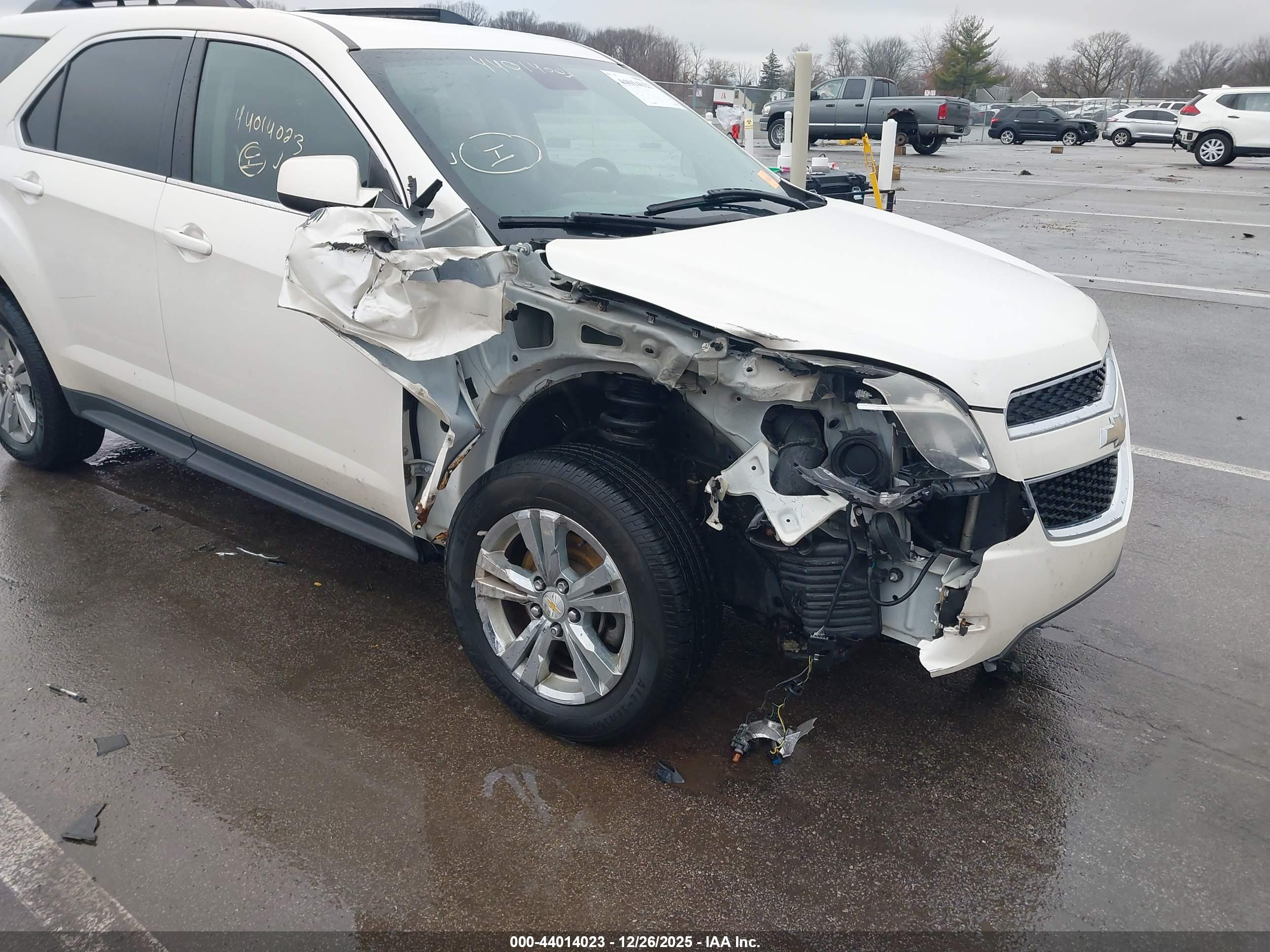 CHEVROLET EQUINOX image 6
