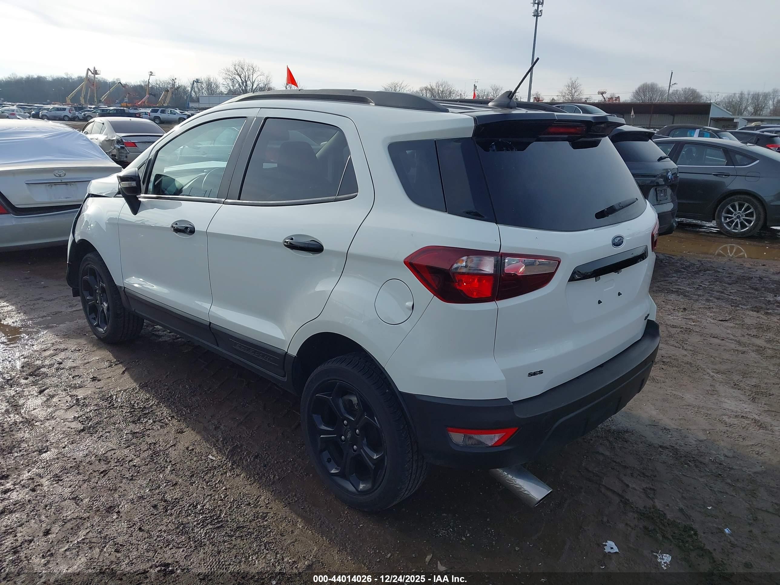 FORD ECOSPORT image 3