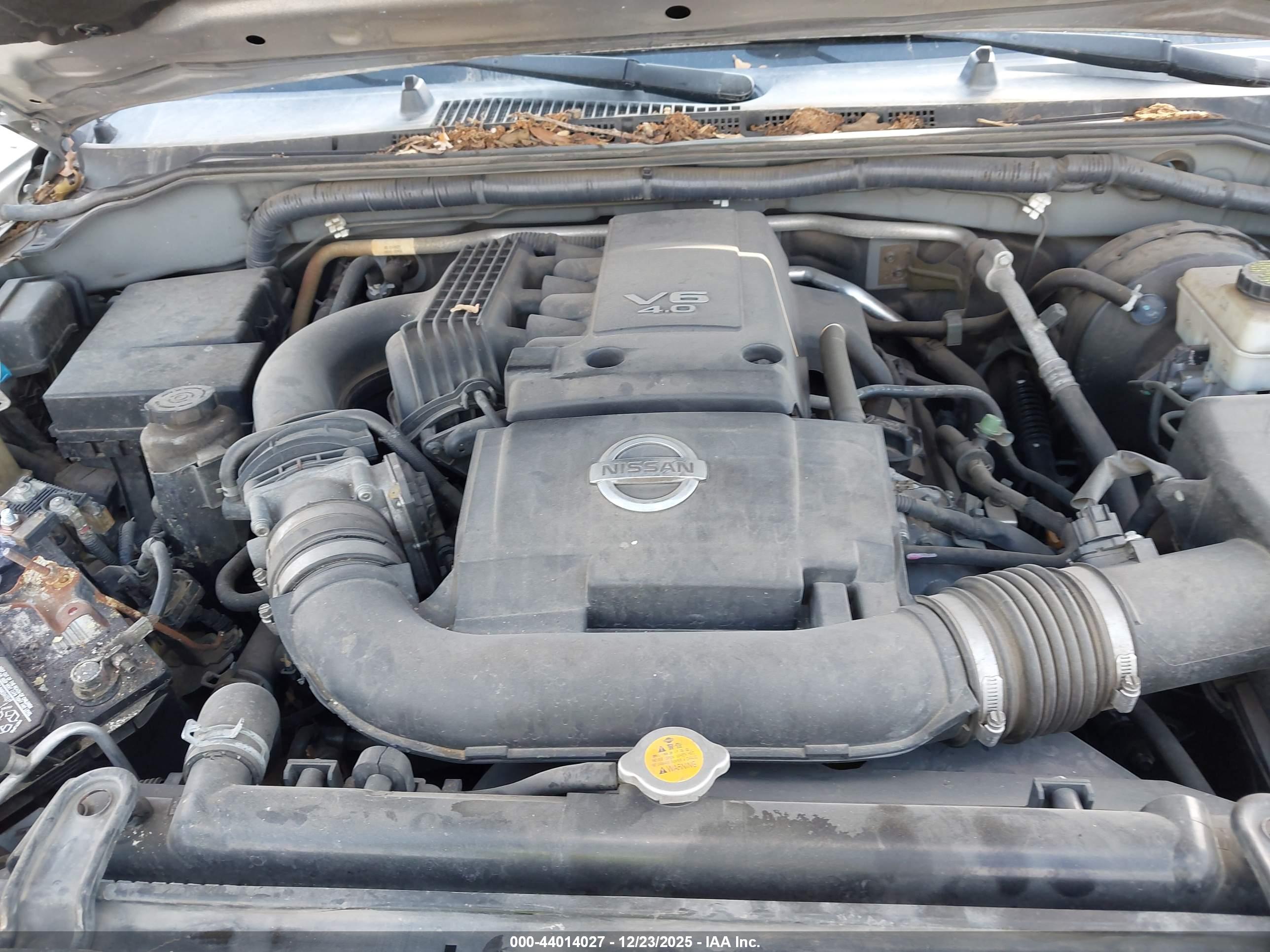 NISSAN FRONTIER image 10