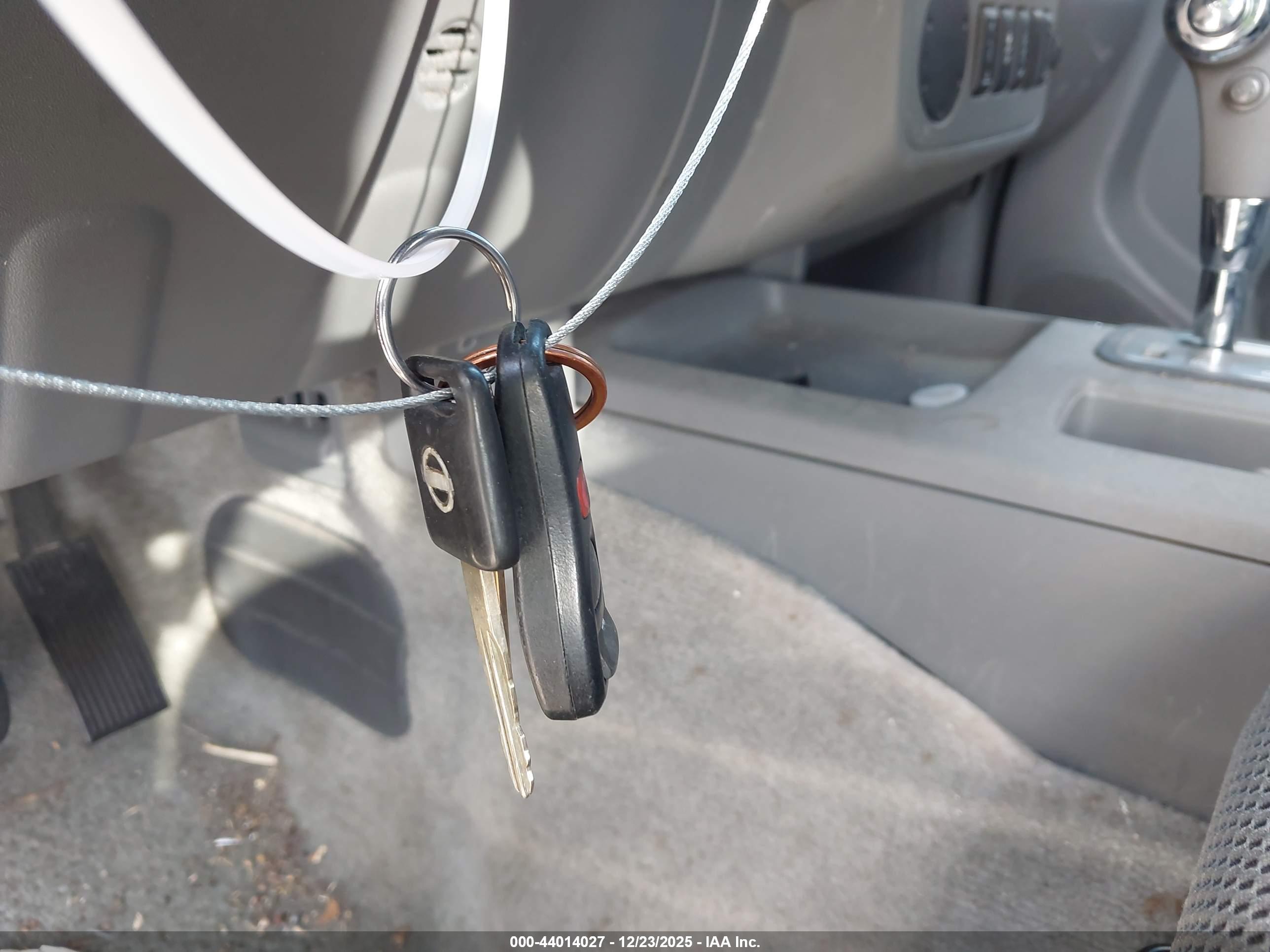 NISSAN FRONTIER image 11