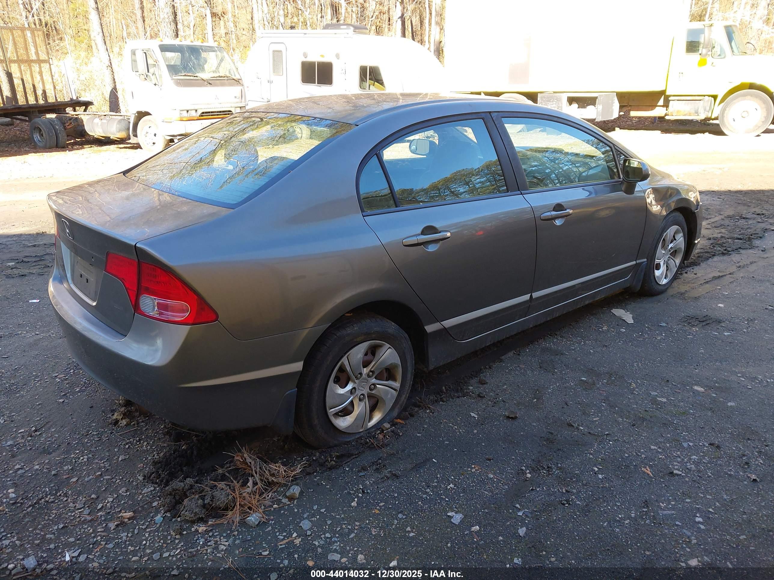 HONDA CIVIC image 4