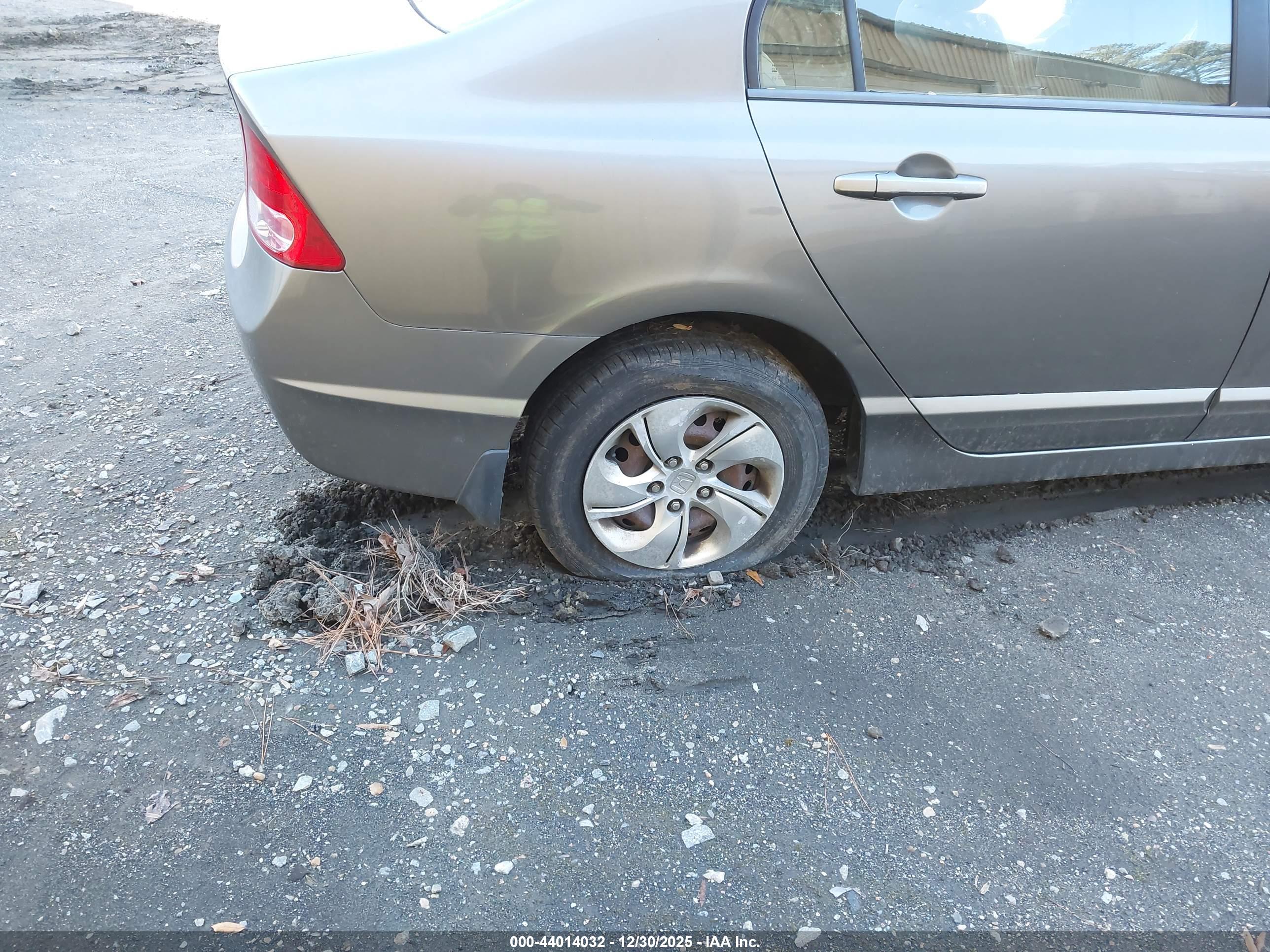 HONDA CIVIC image 6