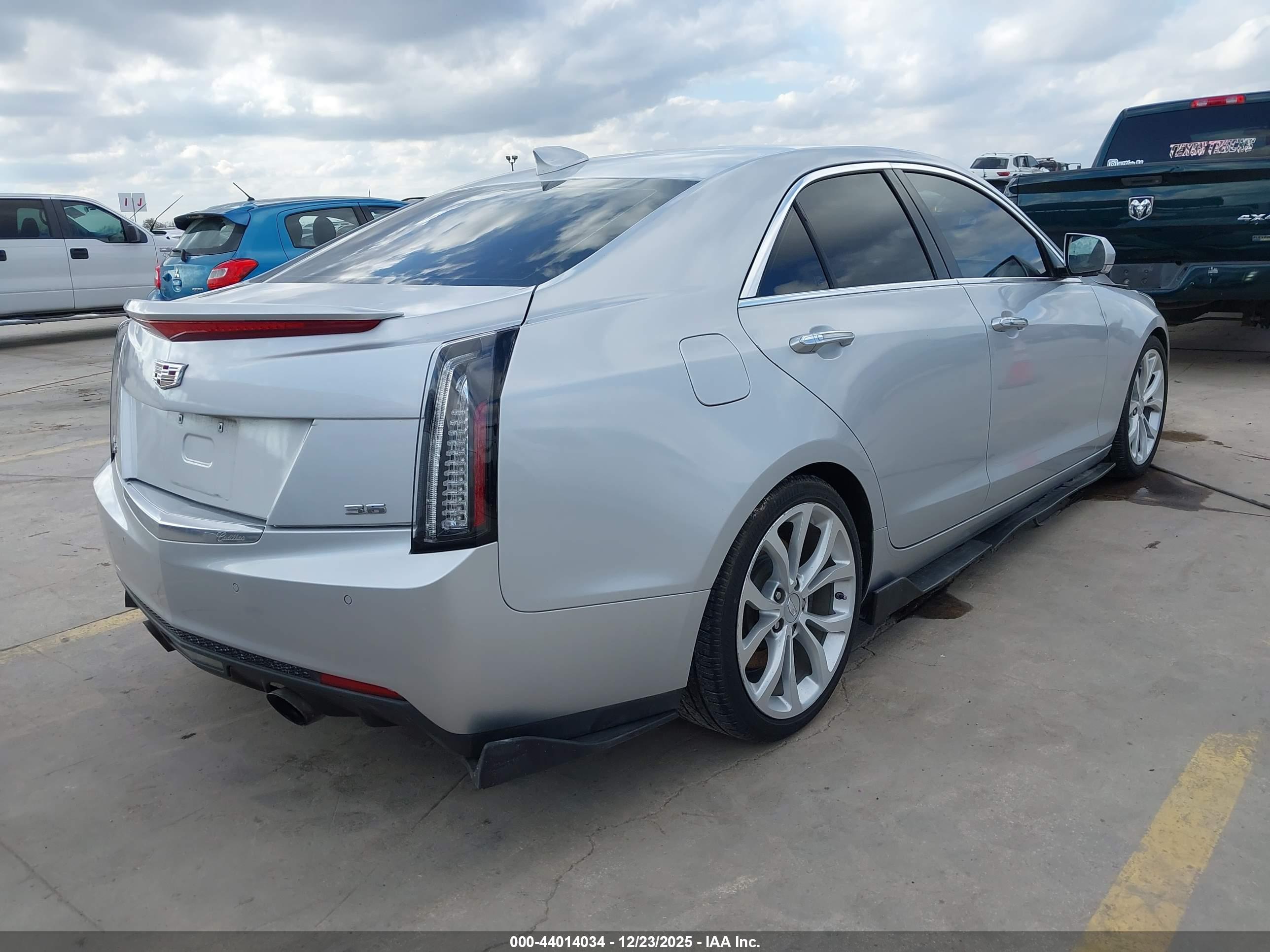 CADILLAC ATS image 4