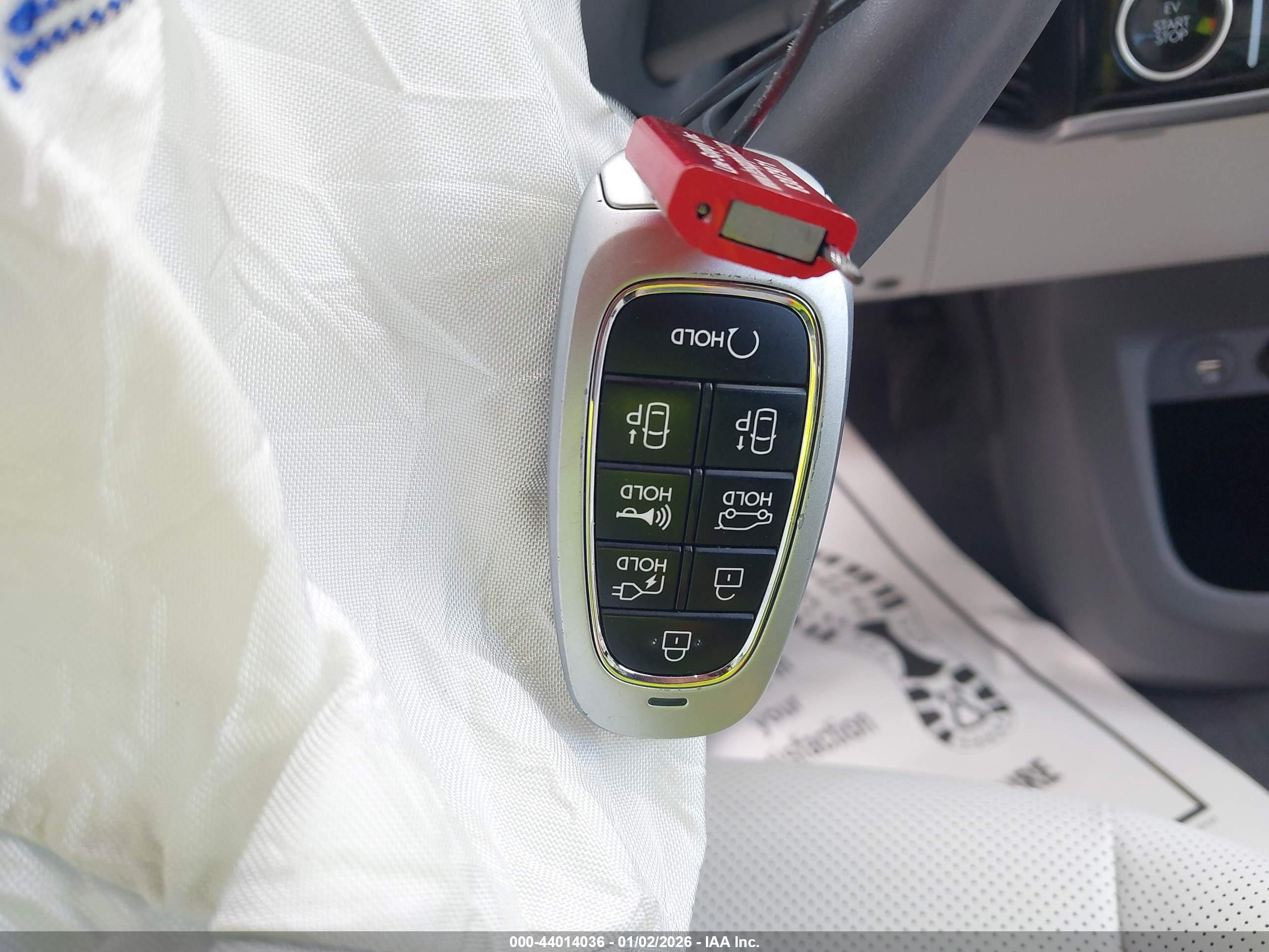 HYUNDAI IONIQ image 11