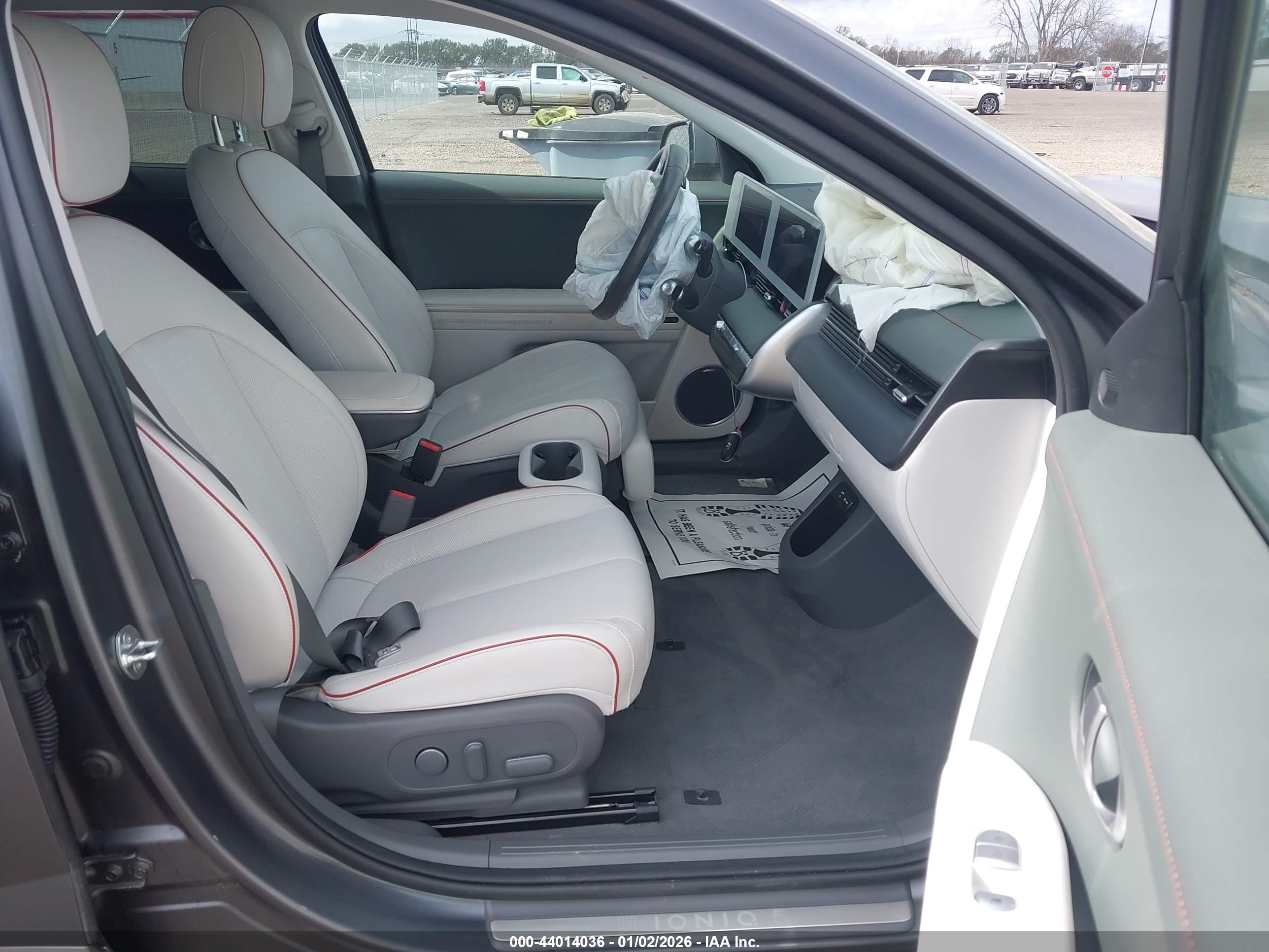 HYUNDAI IONIQ image 5